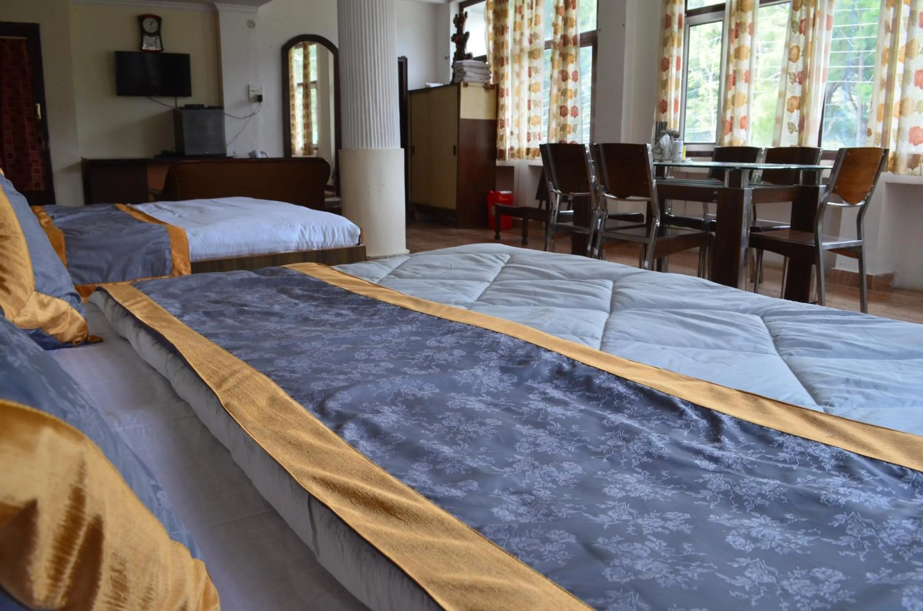 Coffee/tea facilities, Bed in Hotel Centre Point Resorts Palampur