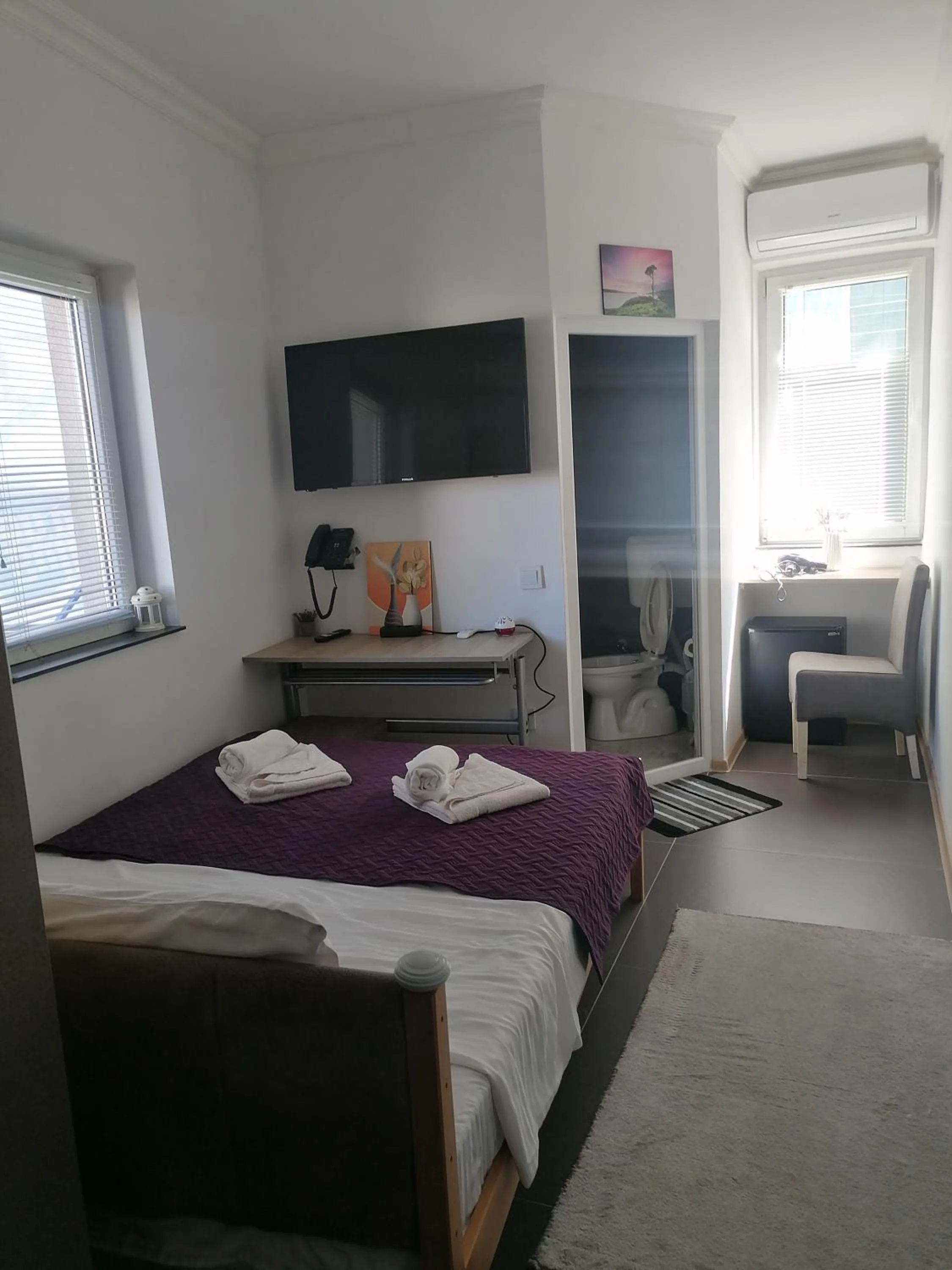 Bed in Hotel City Rooms Prishtina