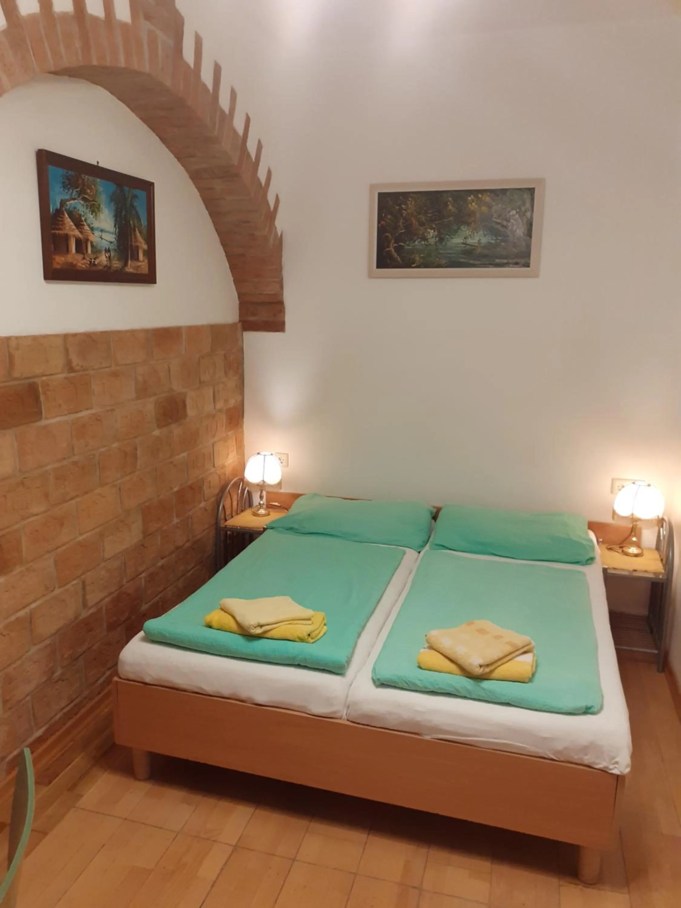 Photo of the whole room, Bed in HappyHostel