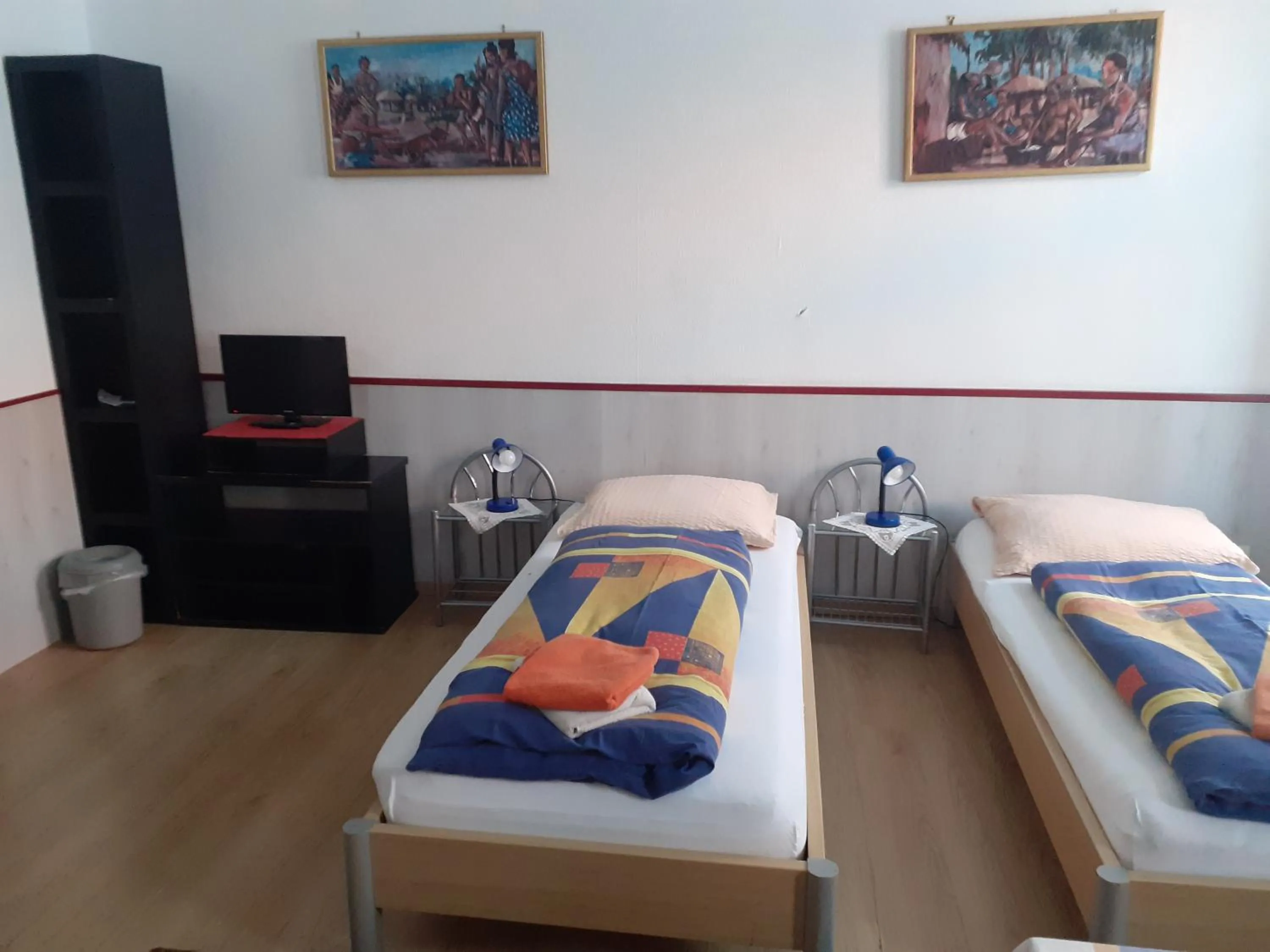 Living room, Bed in HappyHostel
