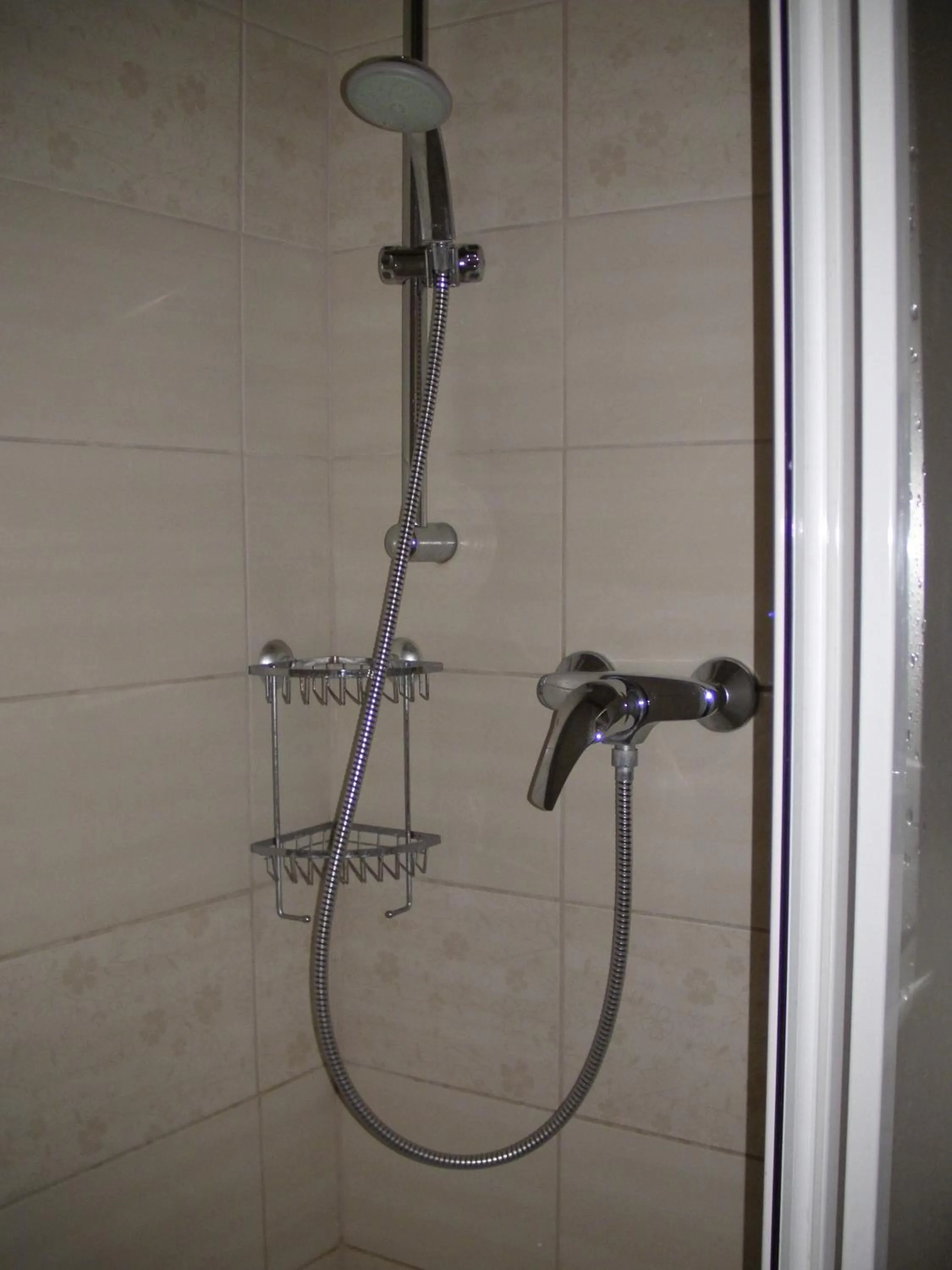 Bathroom in HappyHostel