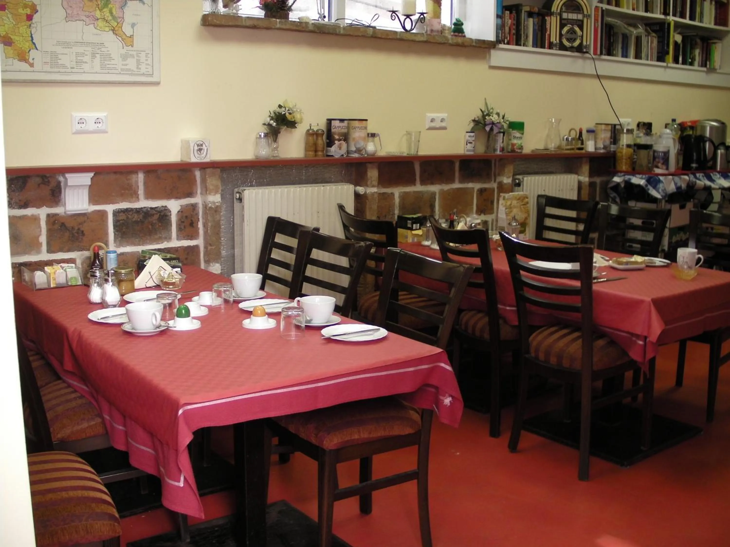 Dining area in HappyHostel