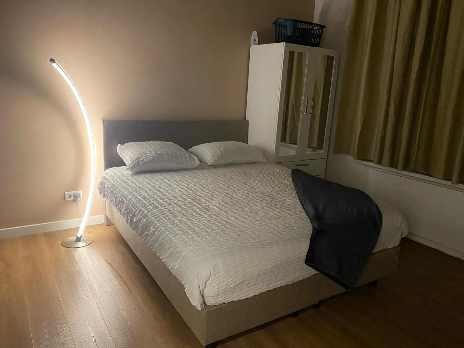 Bed in Rotterdam Inn