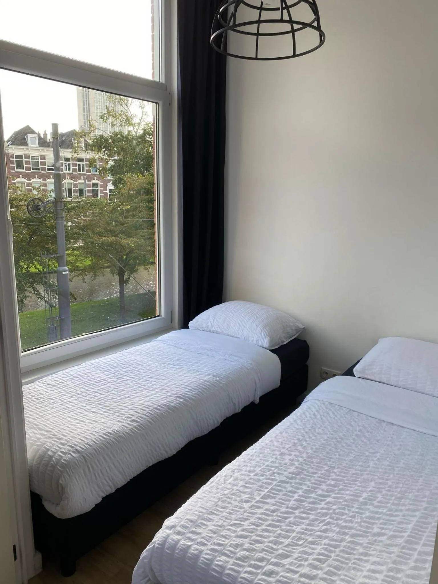Bed in Rotterdam Inn