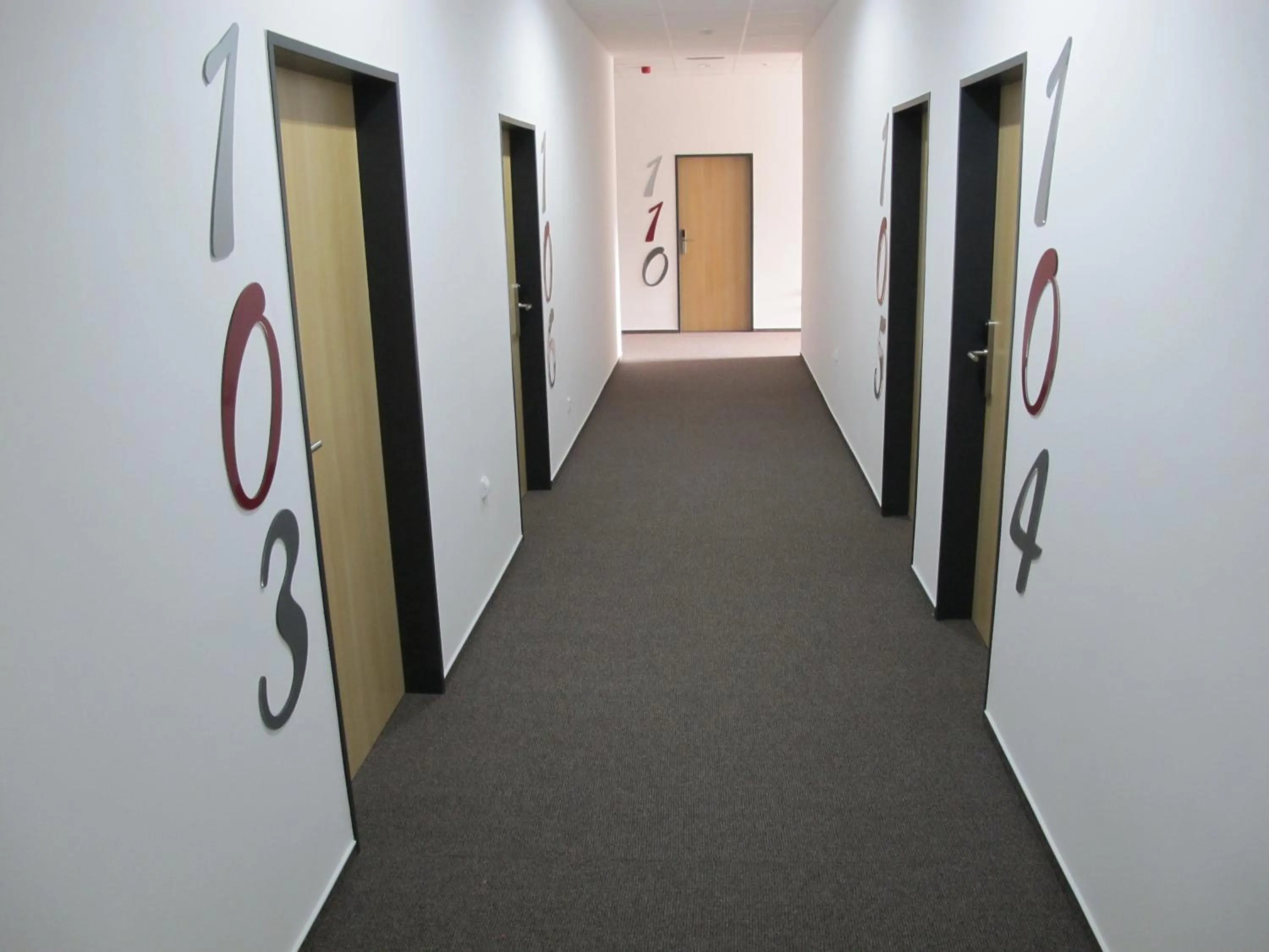 Decorative detail in Hotel Kapitol