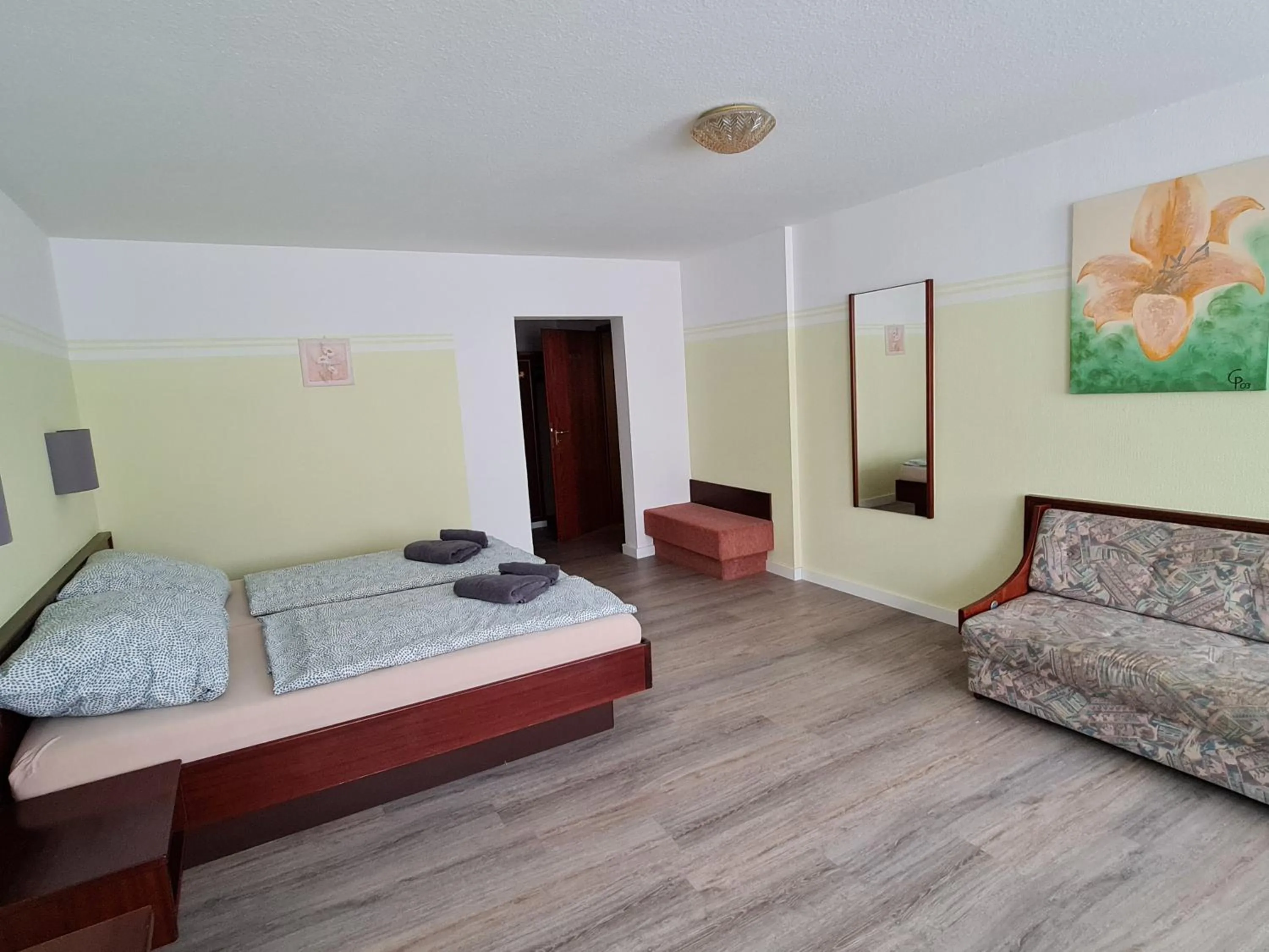 Bed in Traditionshotel Goldener Löwe