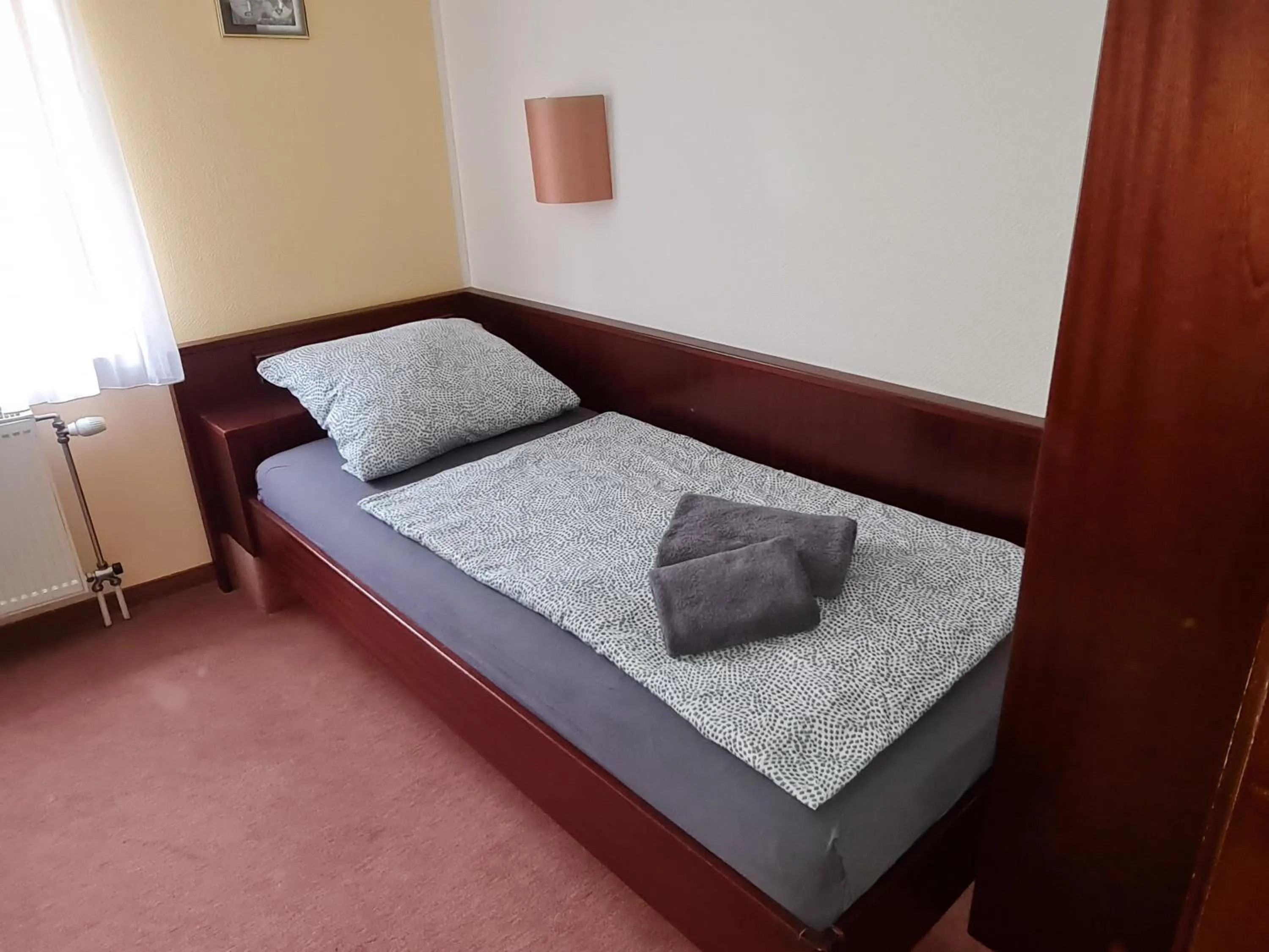 Bed in Traditionshotel Goldener Löwe