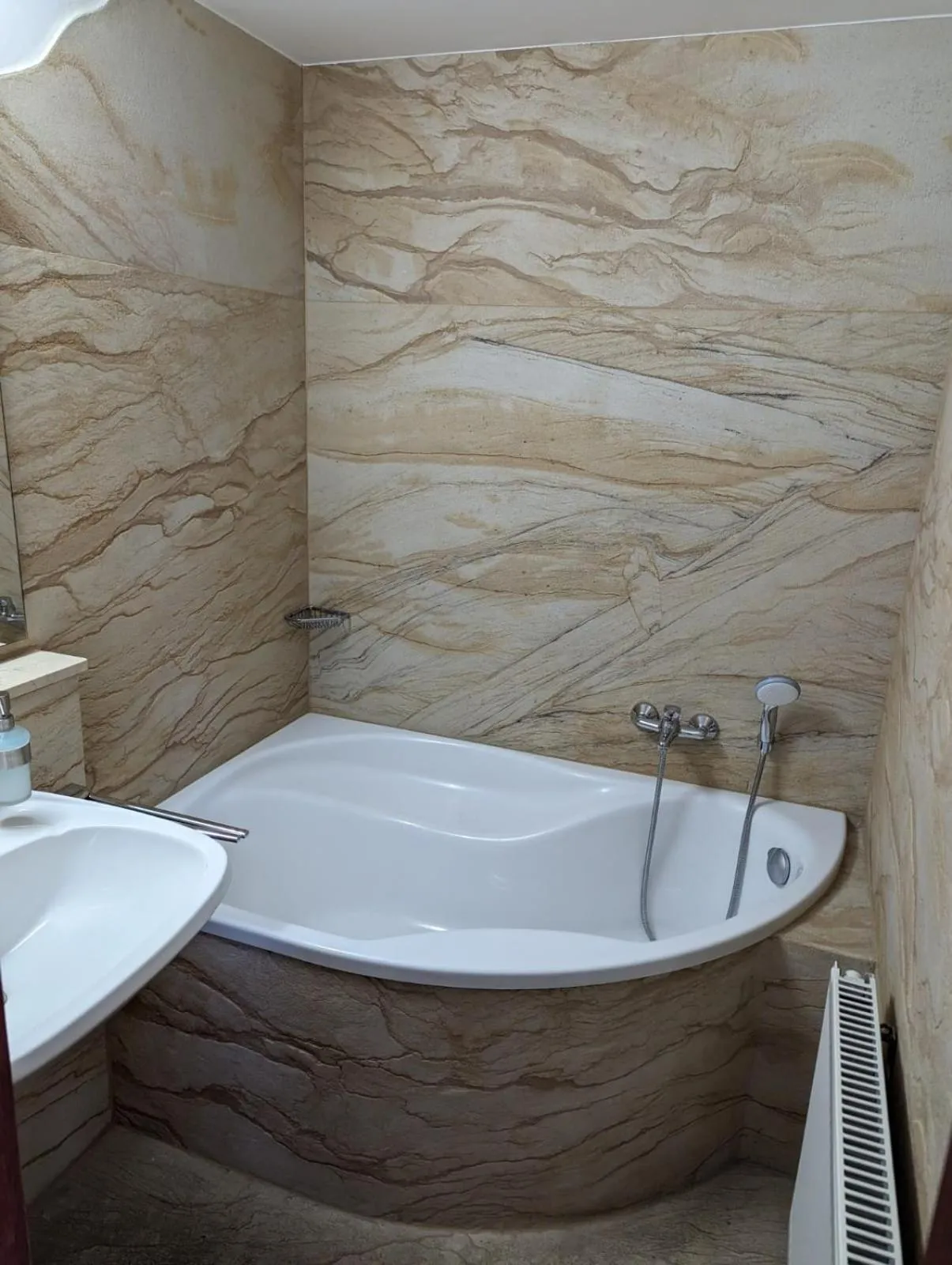 Bathroom in Traditionshotel Goldener Löwe