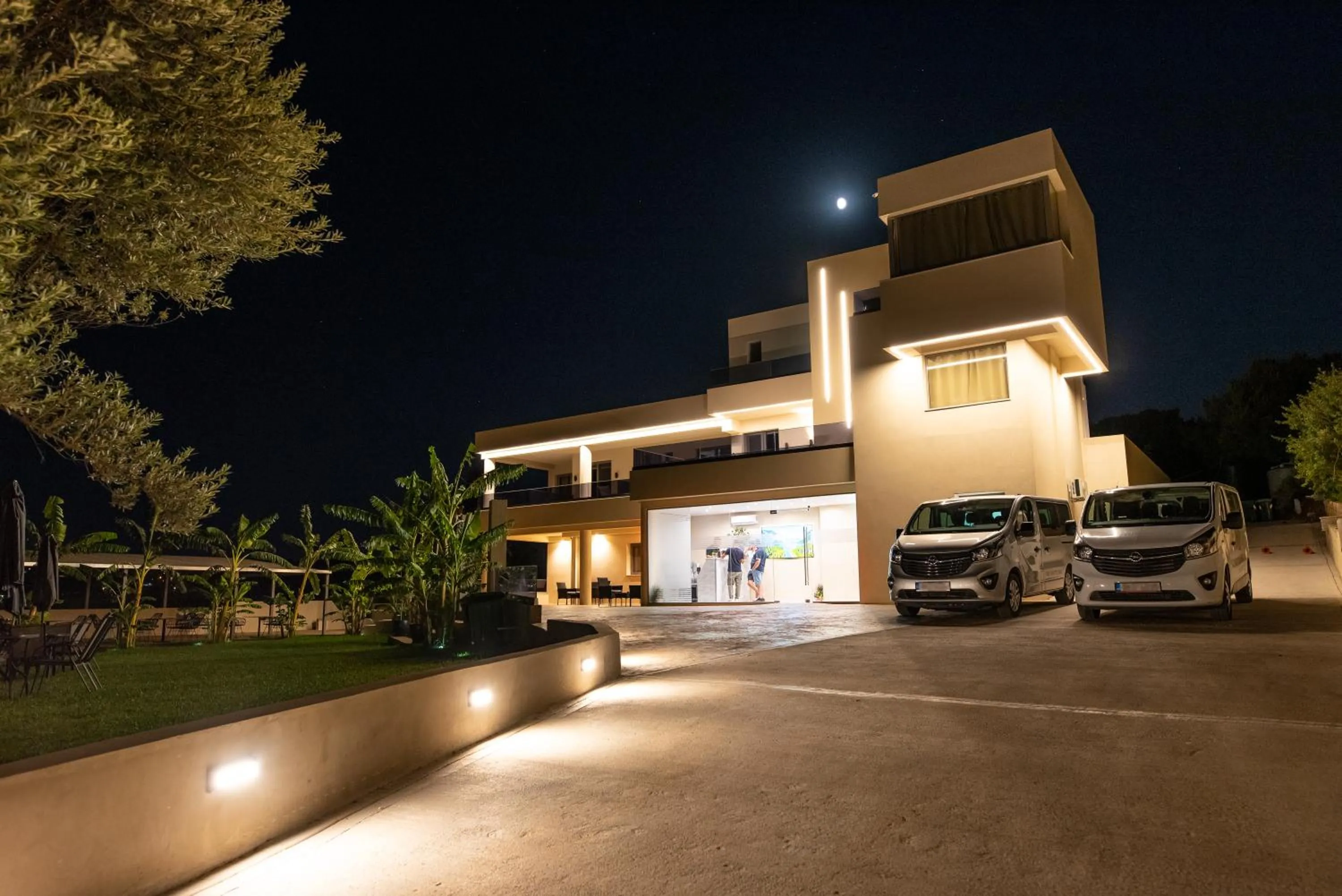 Property building in Airscape Hotel Free Shuttle From And To Athen's Airport
