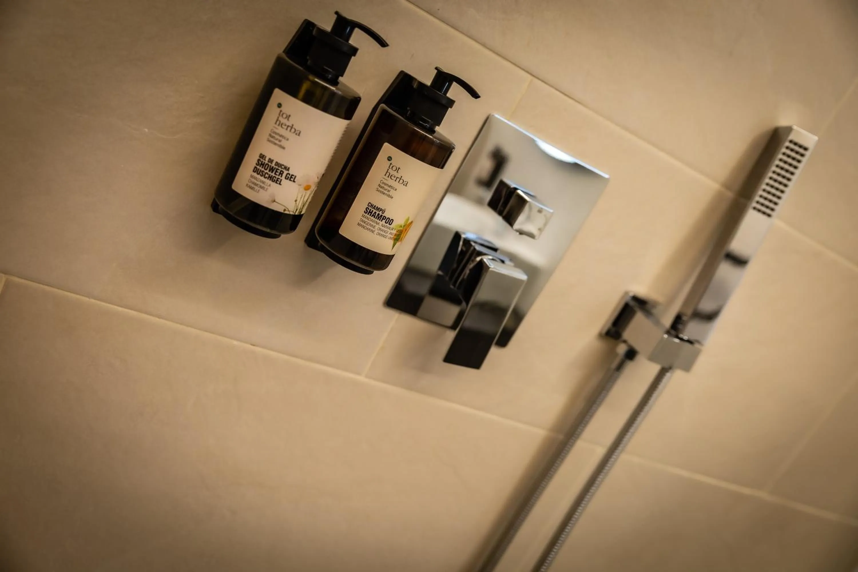 Bathroom in HOTEL CORONA DE PADRÓN