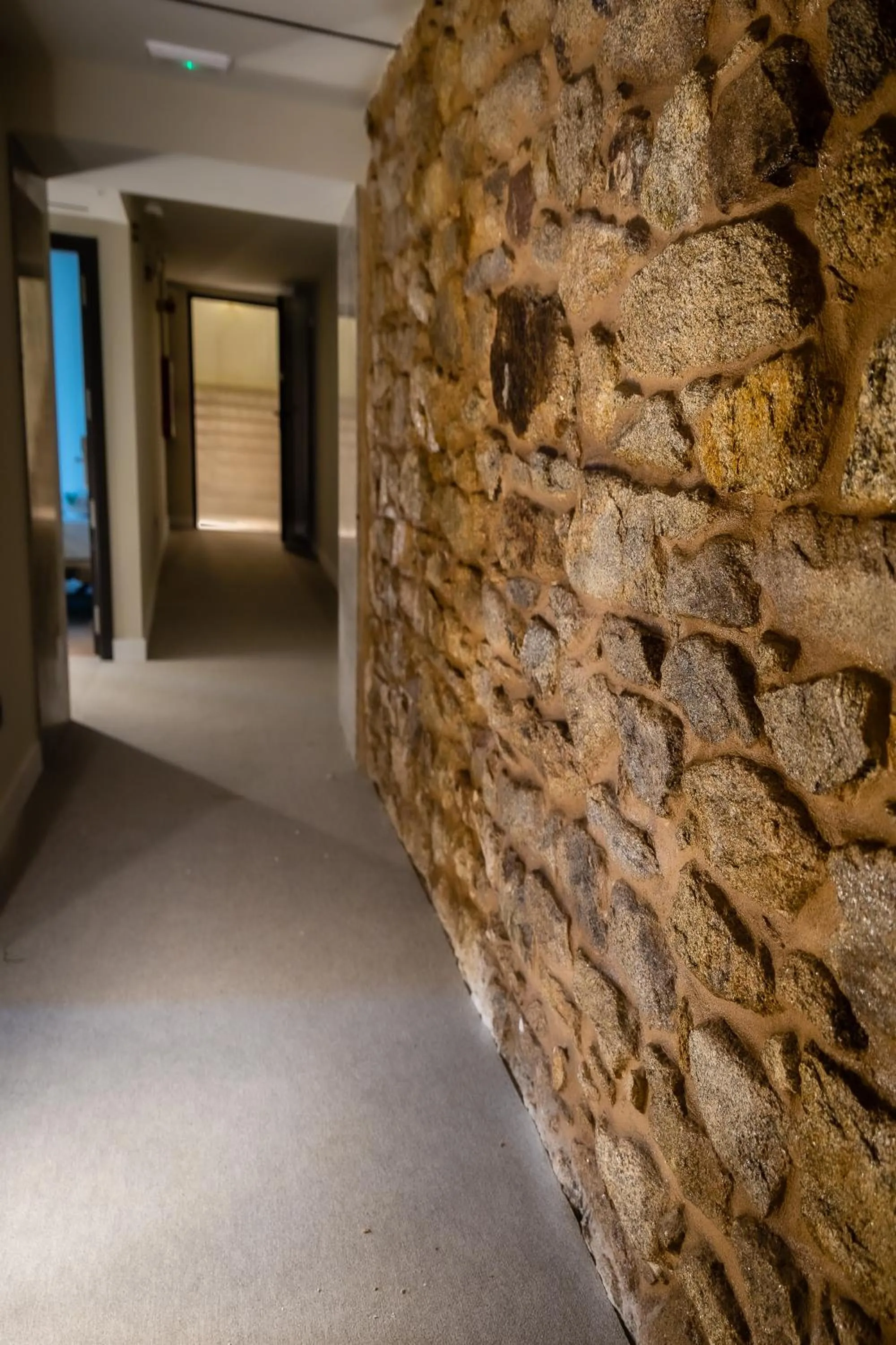 Area and facilities in HOTEL CORONA DE PADRÓN