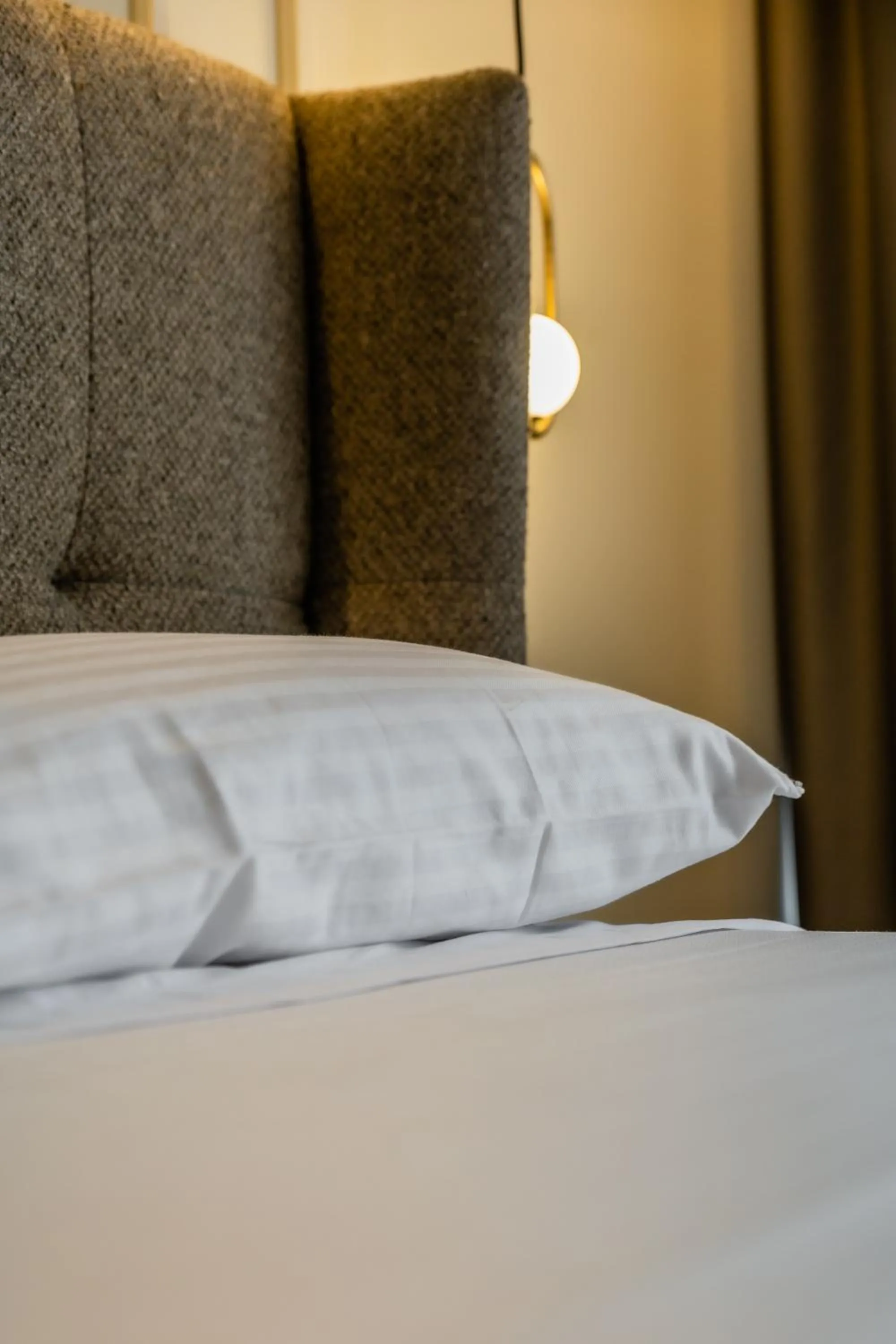 Bed in HOTEL CORONA DE PADRÓN