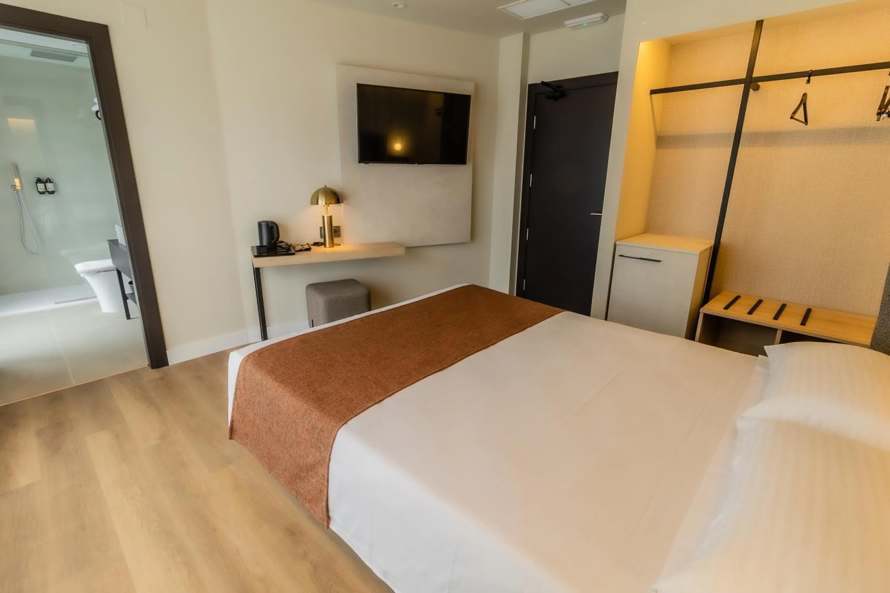 Bed in HOTEL CORONA DE PADRÓN