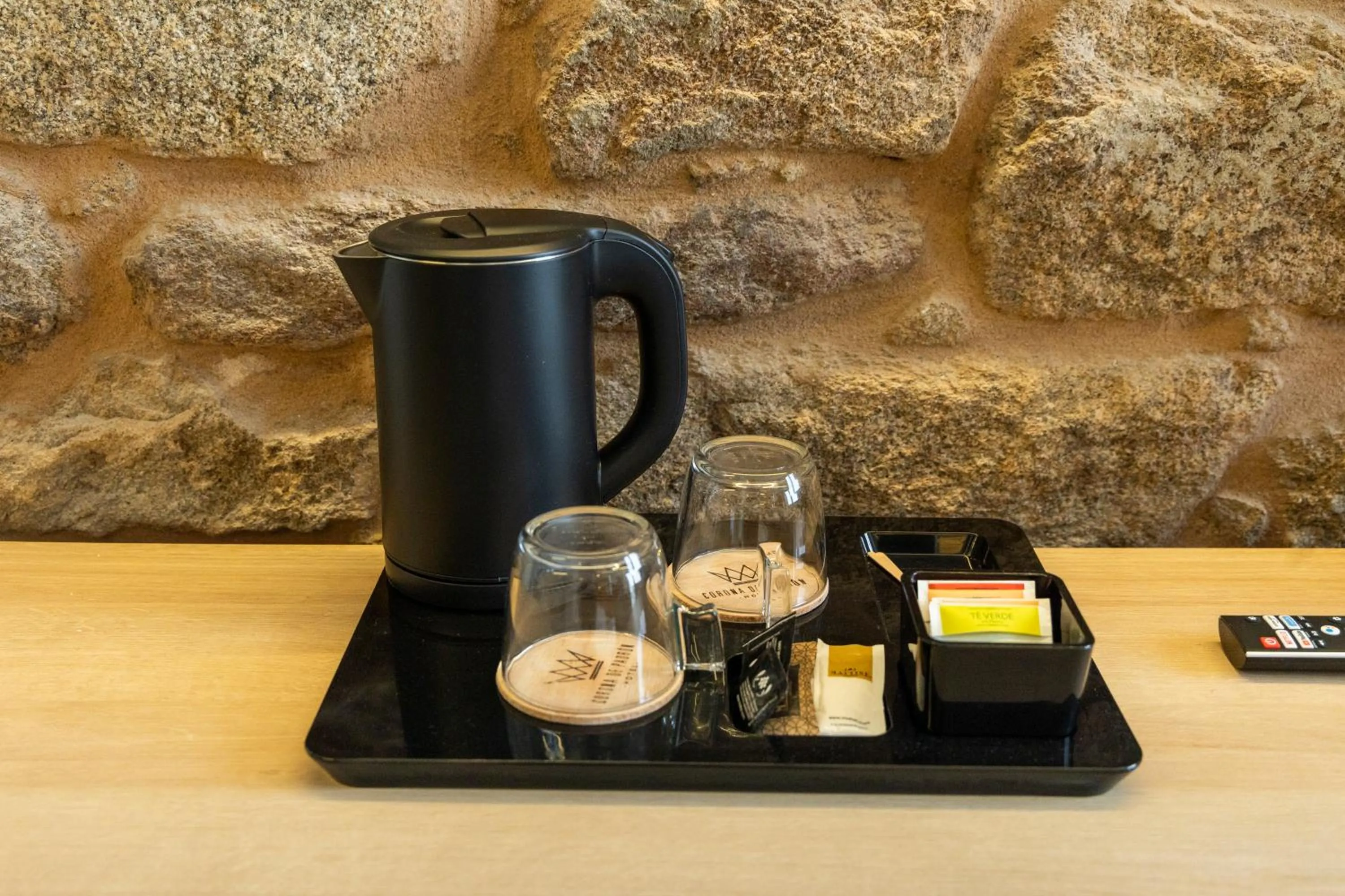 Coffee/tea facilities in HOTEL CORONA DE PADRÓN