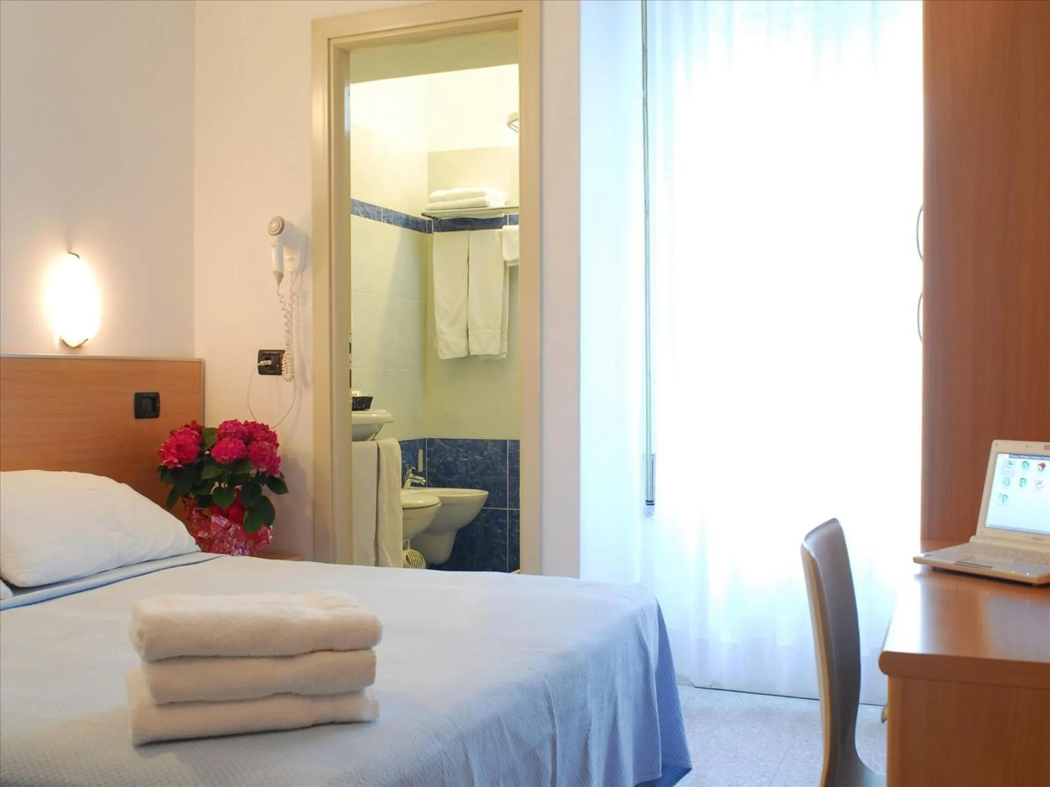 Photo of the whole room, Bed in Hotel Veliero