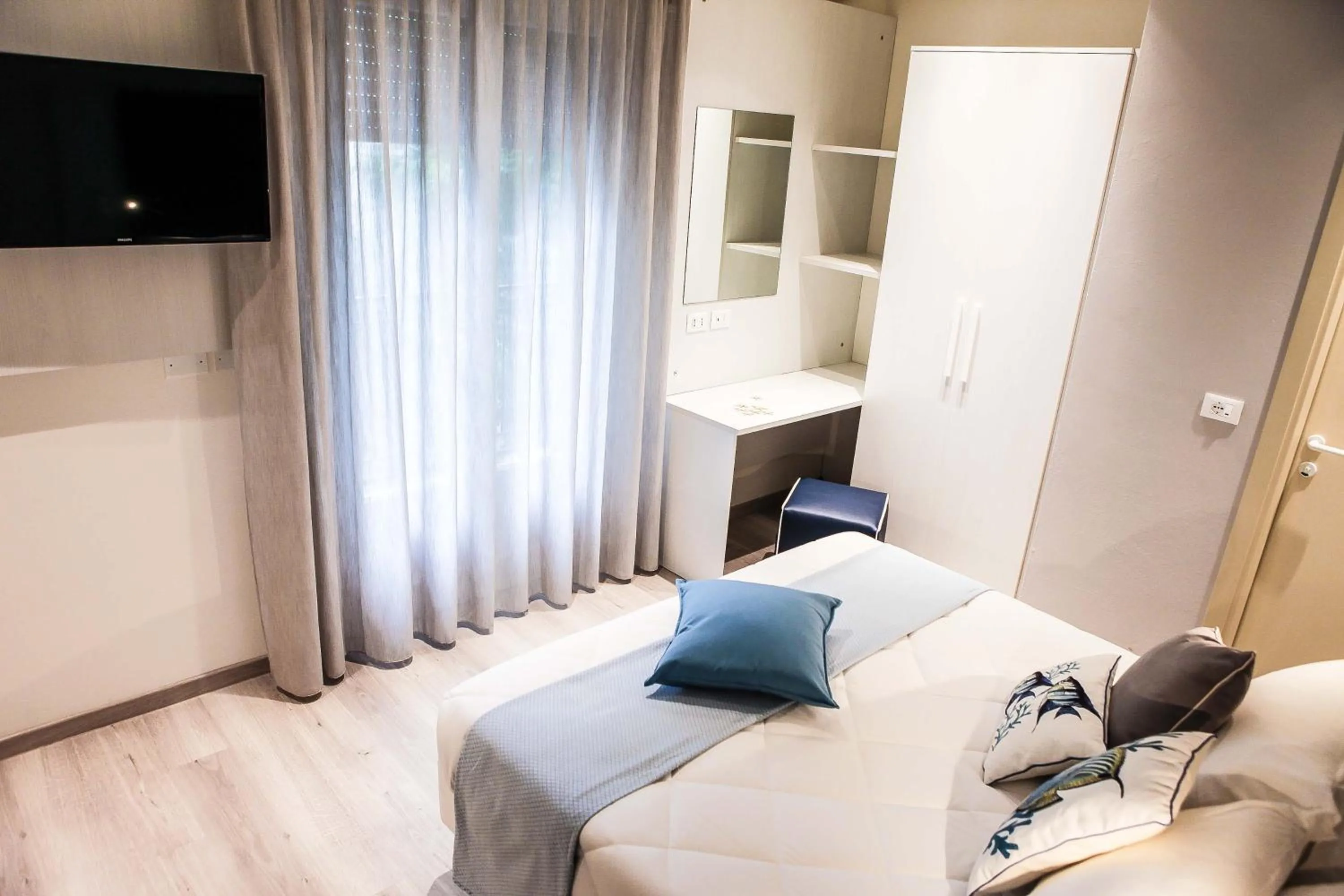 TV and multimedia, Bed in Hotel Veliero