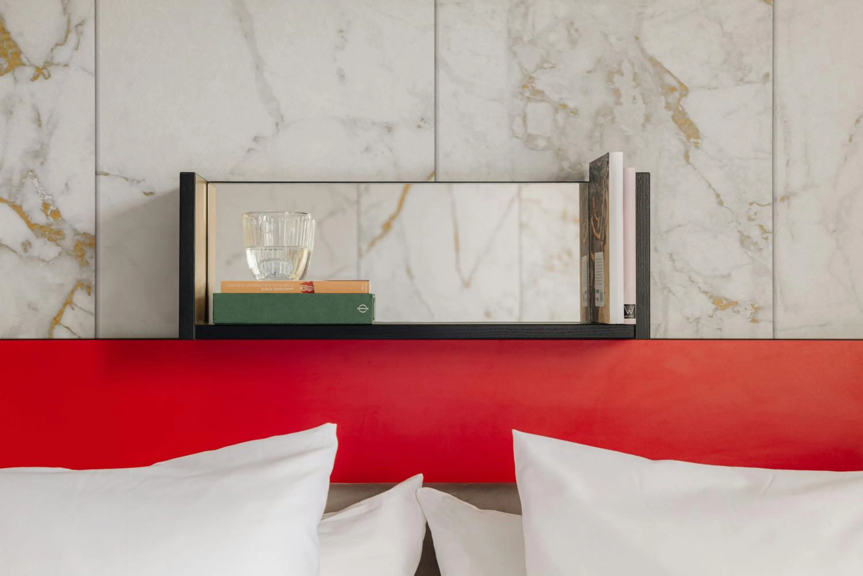 Photo of the whole room, Bed in Leonardo Boutique Hotel The Lancaster Amsterdam