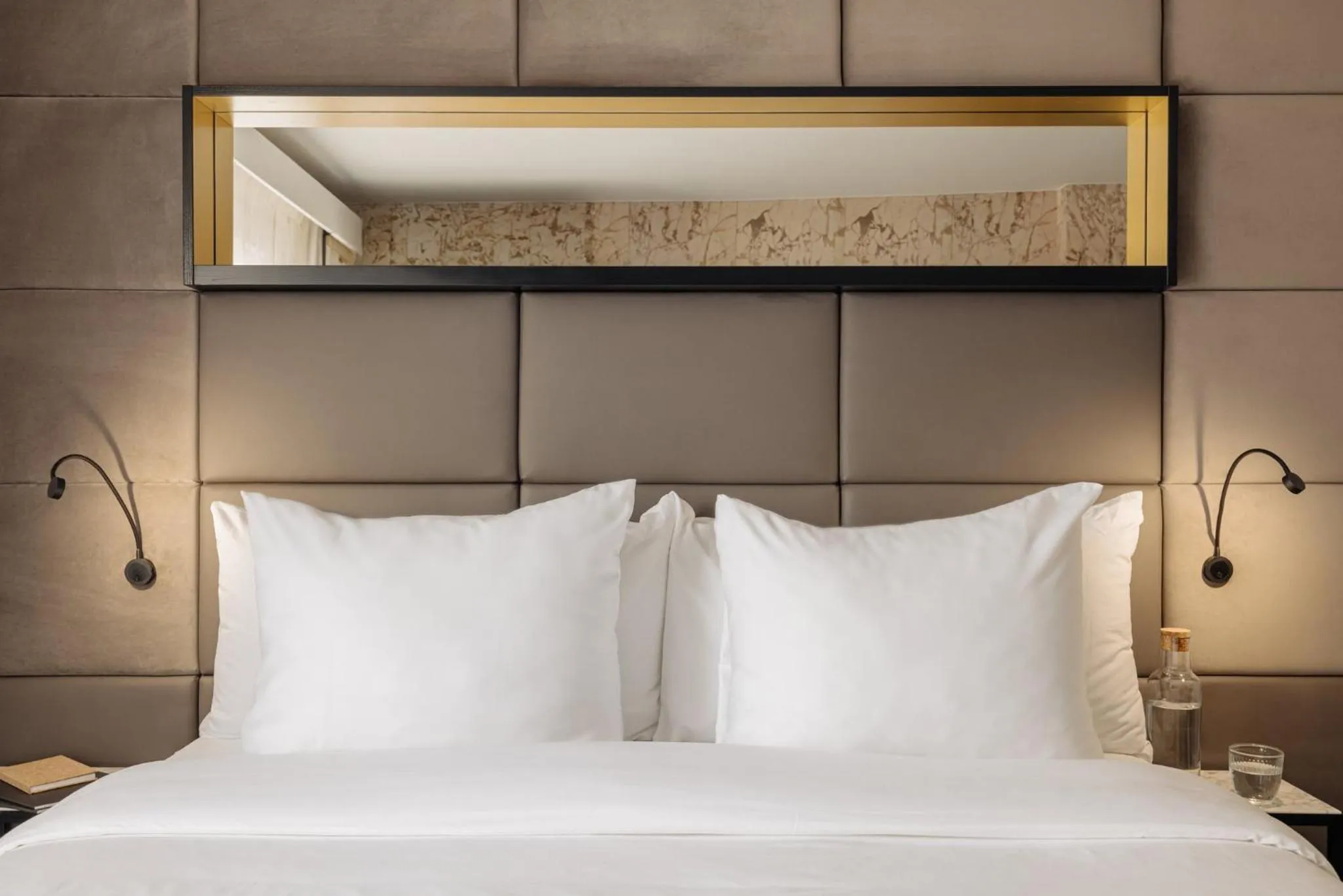 Bedroom, Bed in Leonardo Boutique Hotel The Lancaster Amsterdam