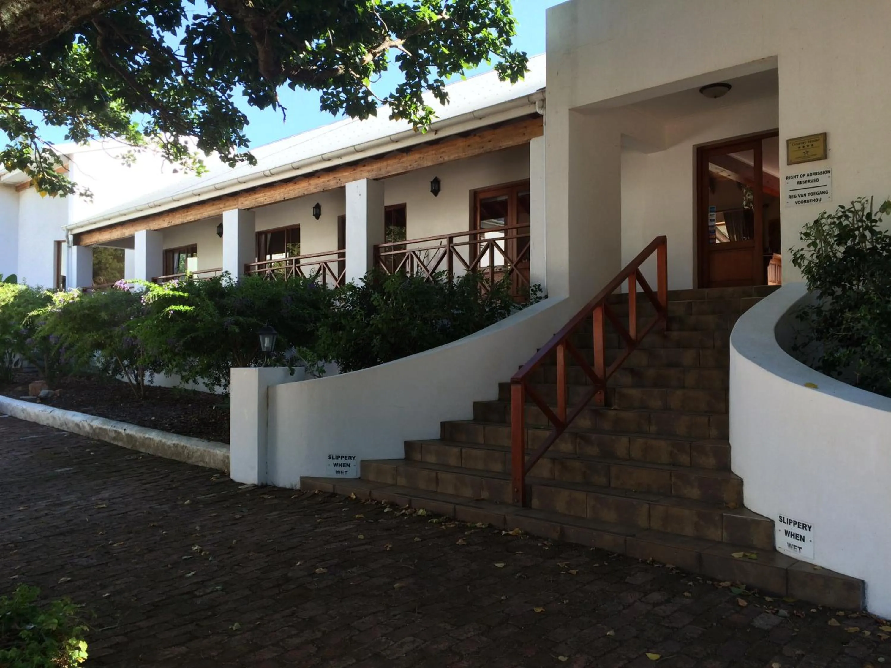 Assegaaibosch Country Lodge