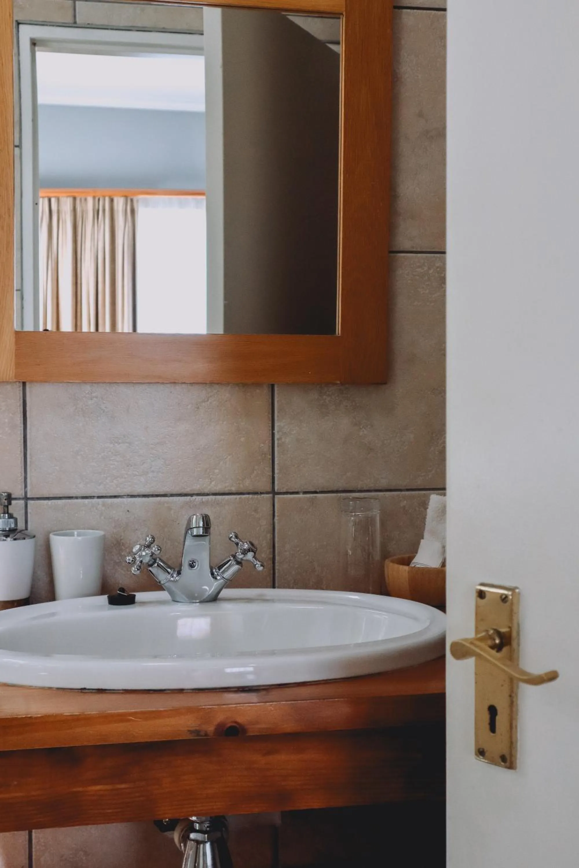 Bathroom in Assegaaibosch Country Lodge