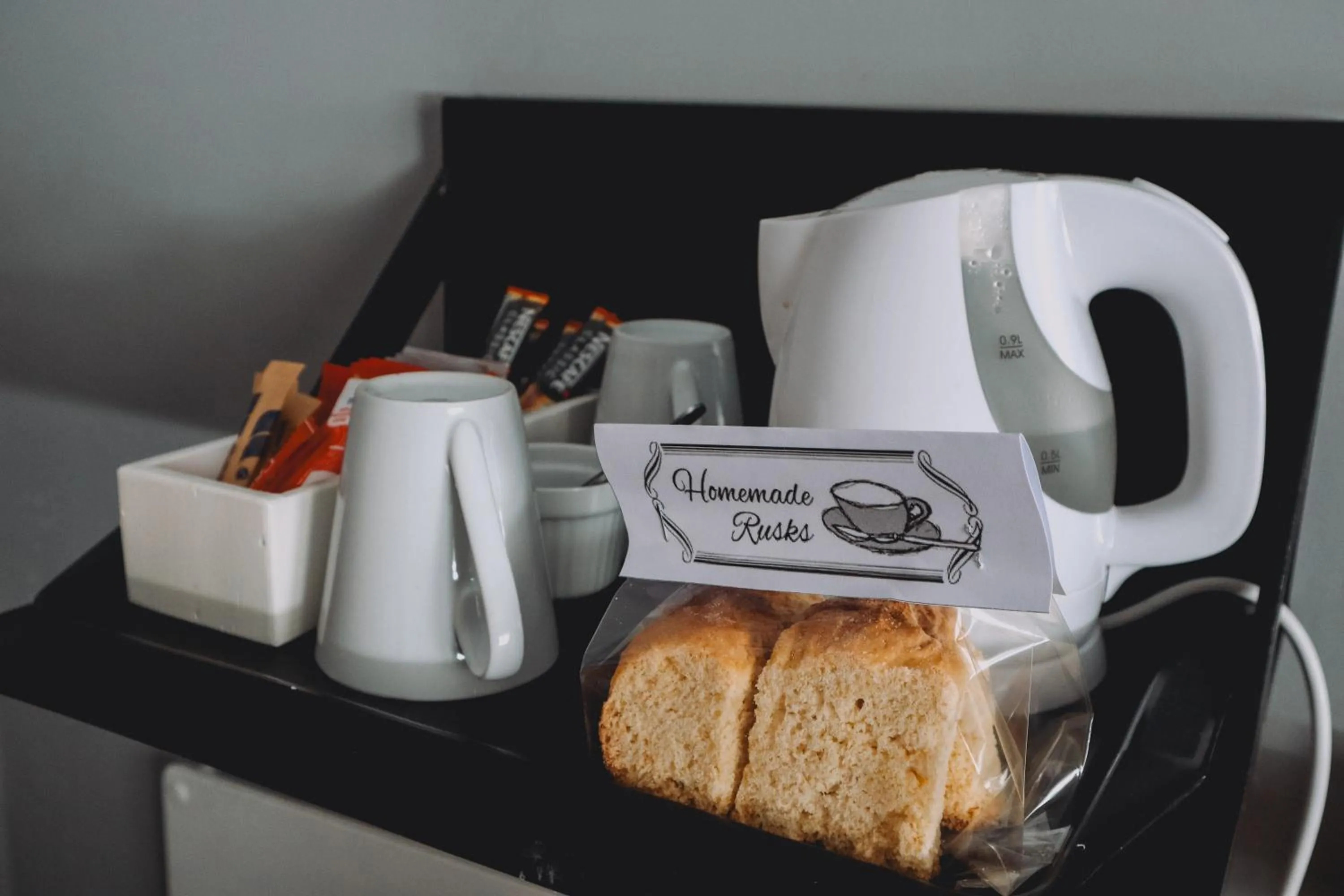 Coffee/tea facilities in Assegaaibosch Country Lodge