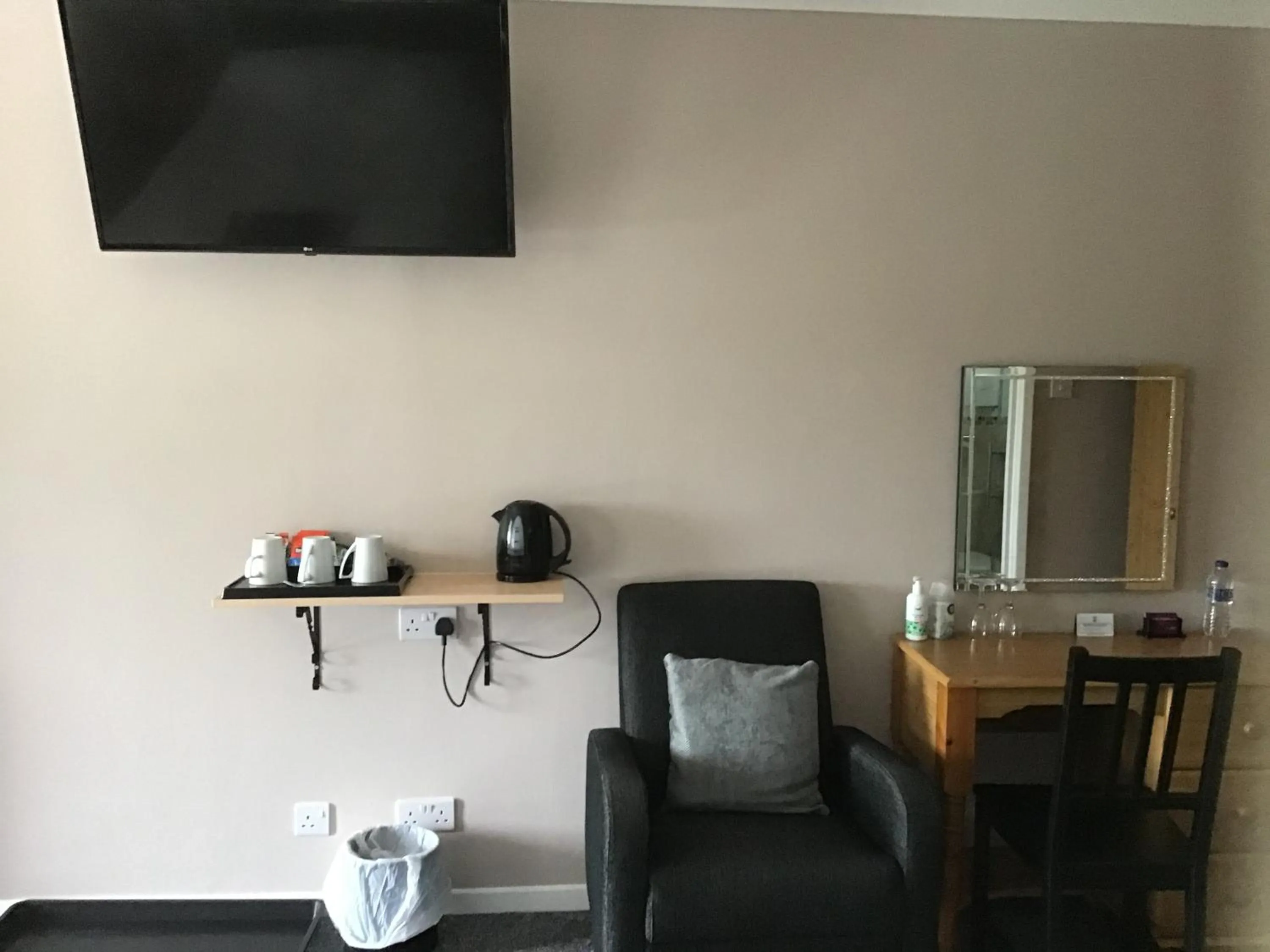 Coffee/tea facilities in The New Inn Motel