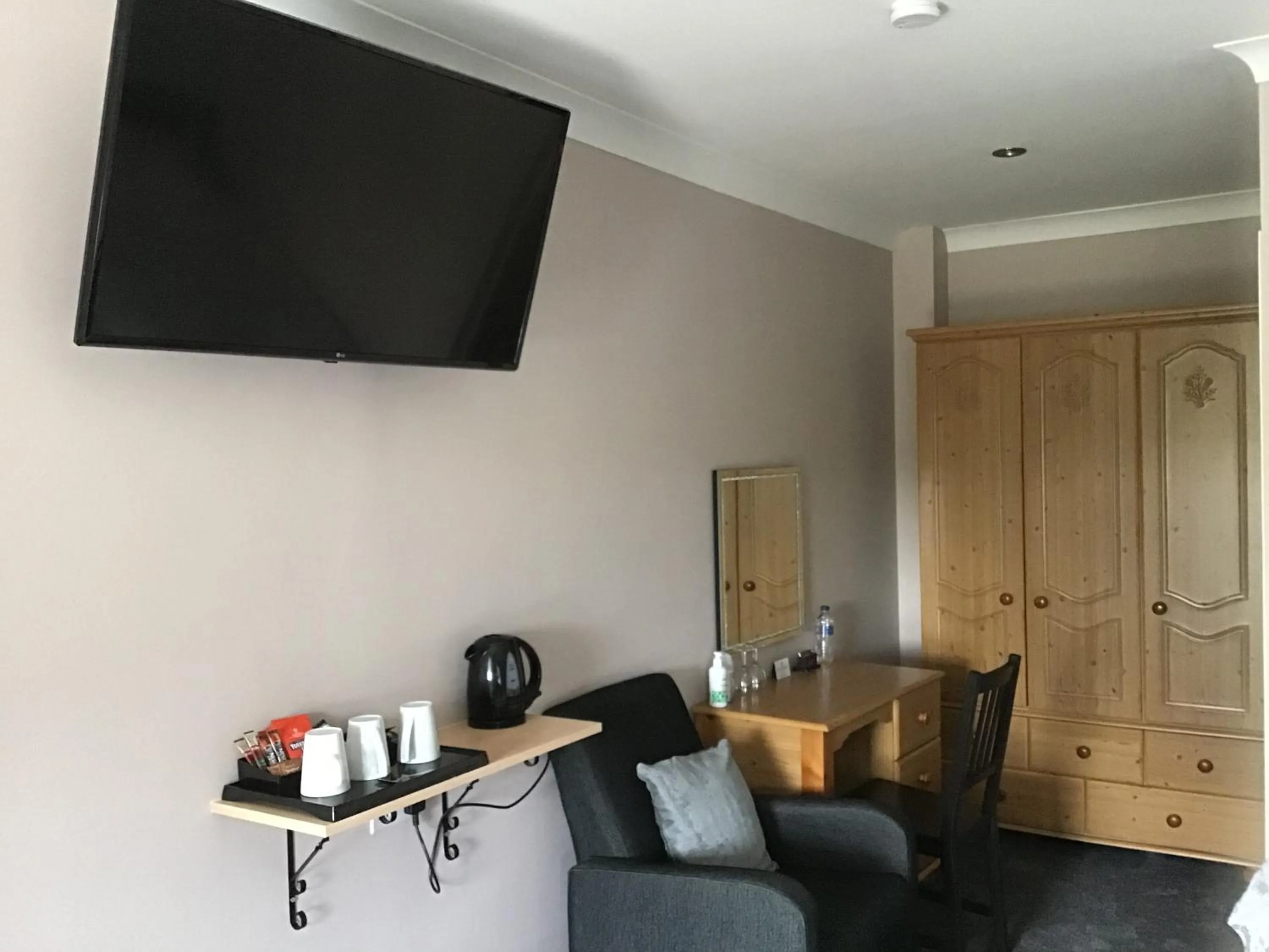 Coffee/tea facilities in The New Inn Motel