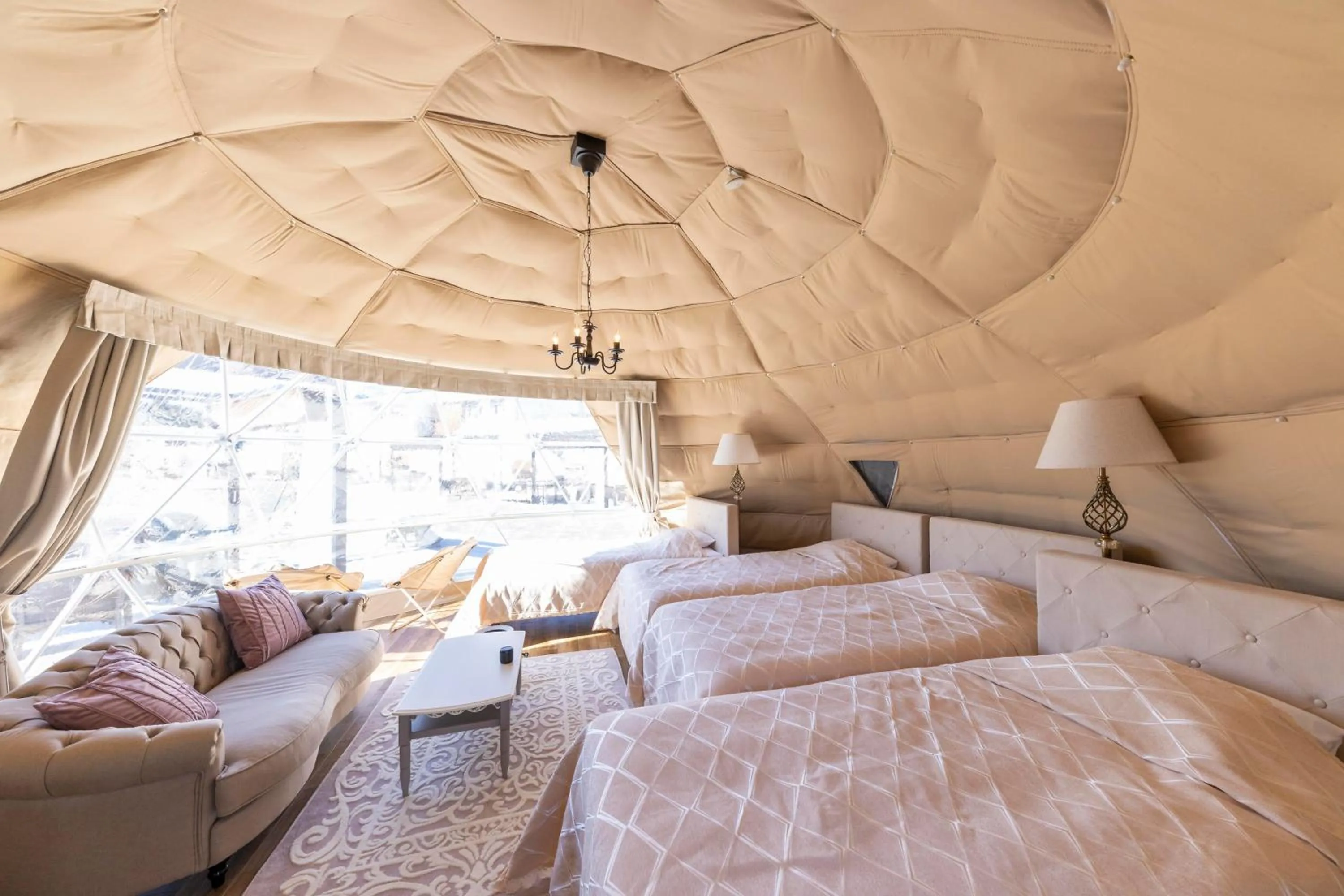 Photo of the whole room, Bed in Glamping&Port結