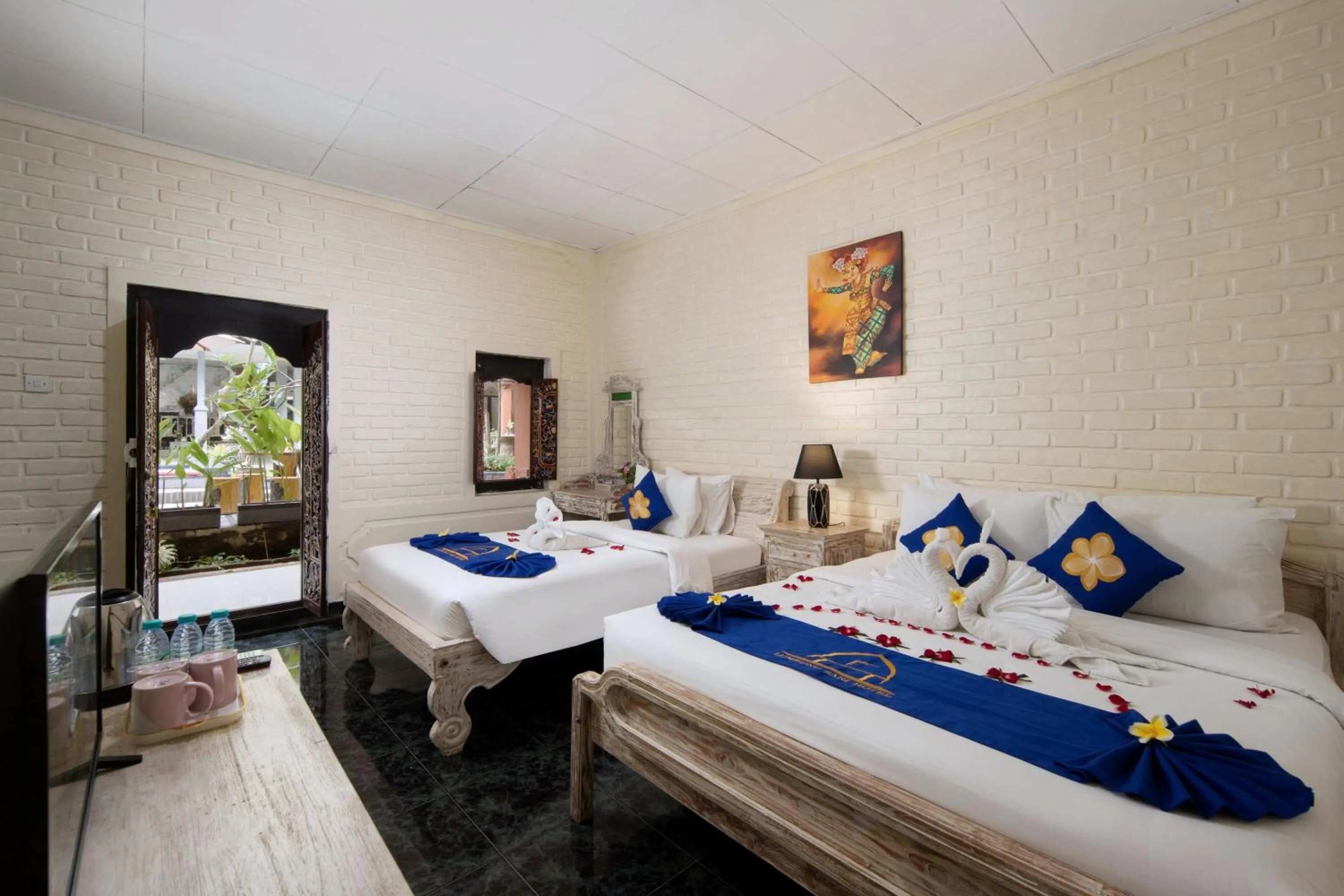 Bedroom, Bed in Lumbung Sari Hotel Legian