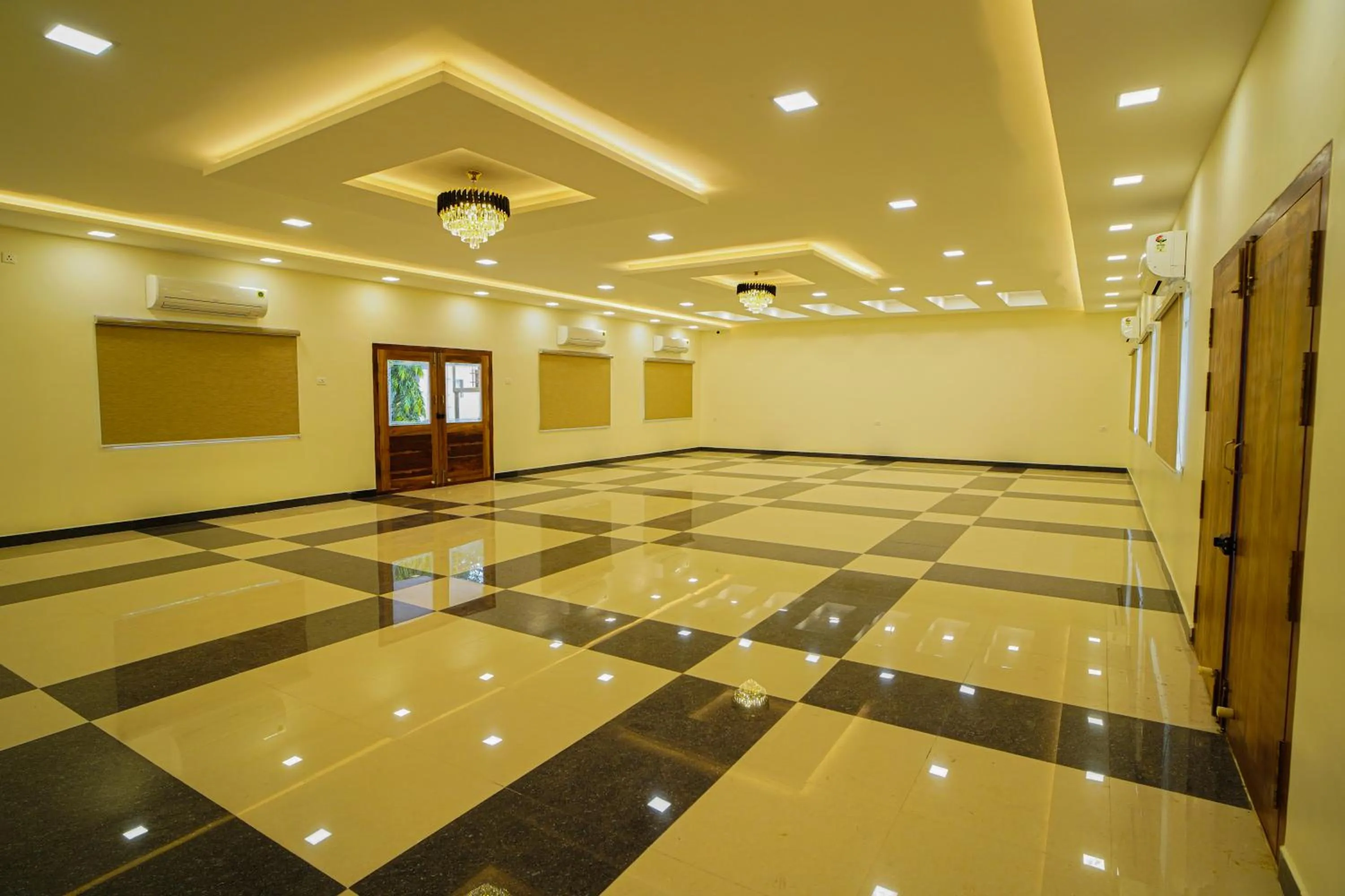 Banquet/Function facilities in TPC Camphor