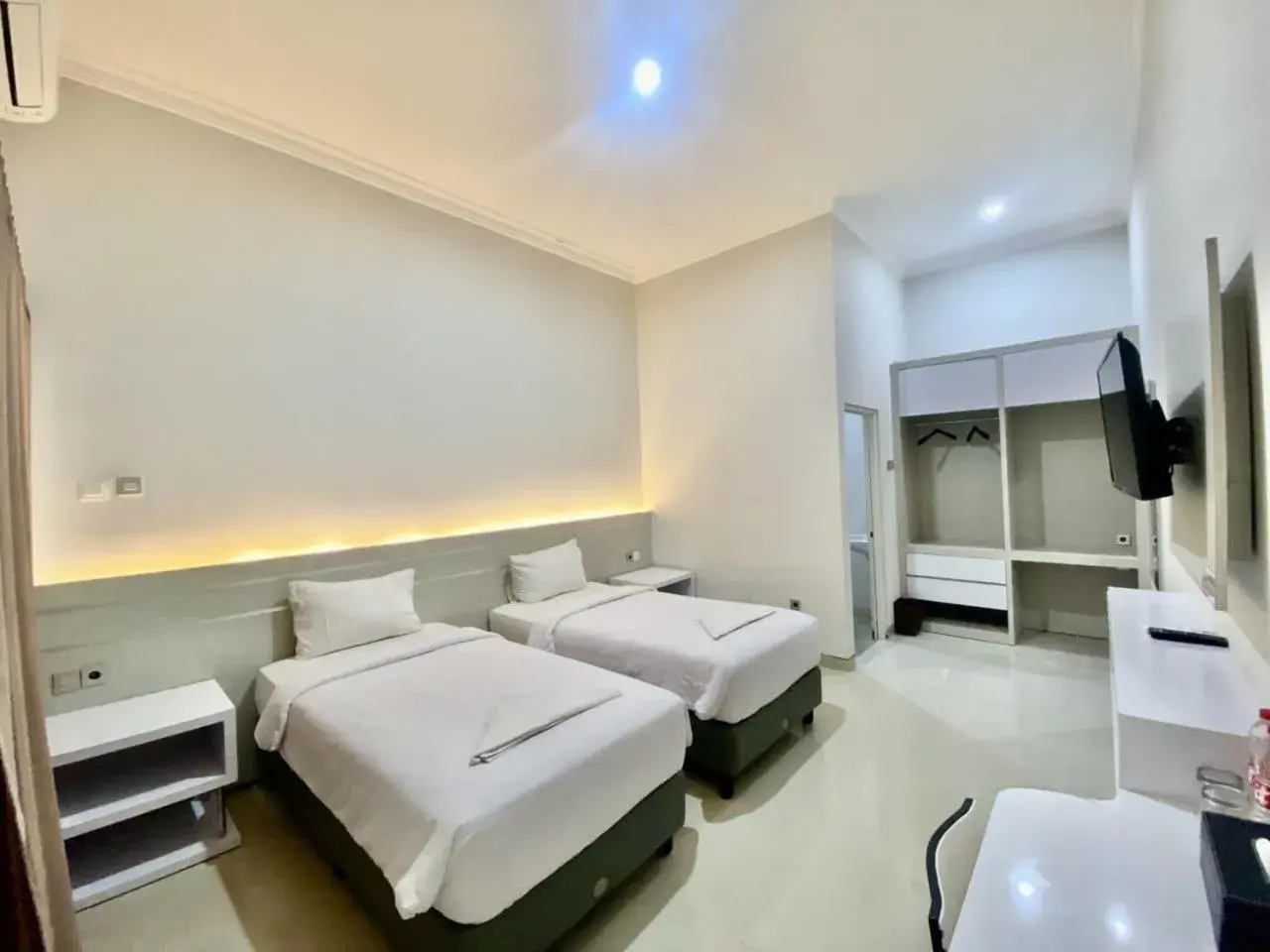 Bed in El Malik hotel Sumenep Bed in El Malik hotel Sumenep