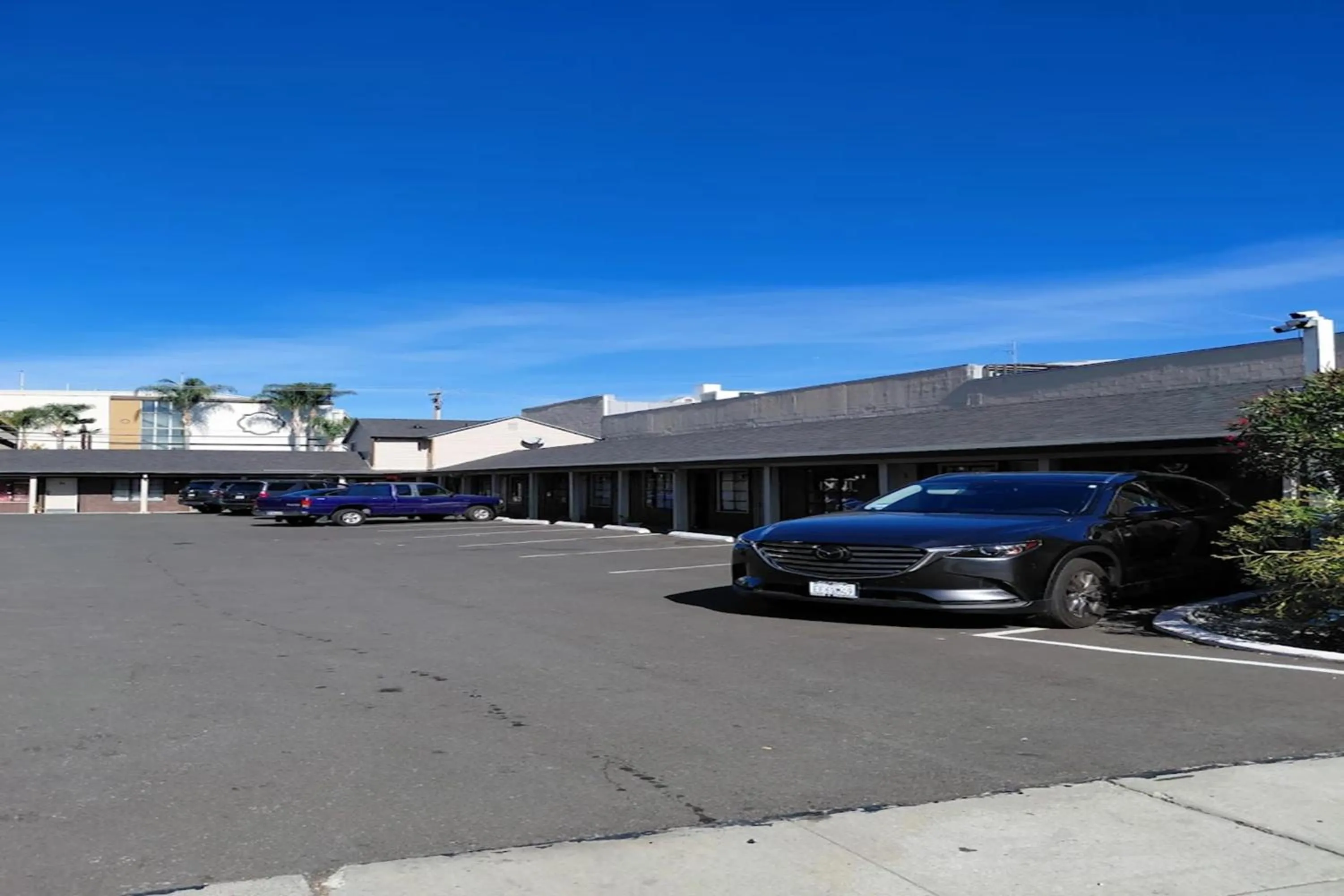 Parking in Garden Motel Redwood City CA
