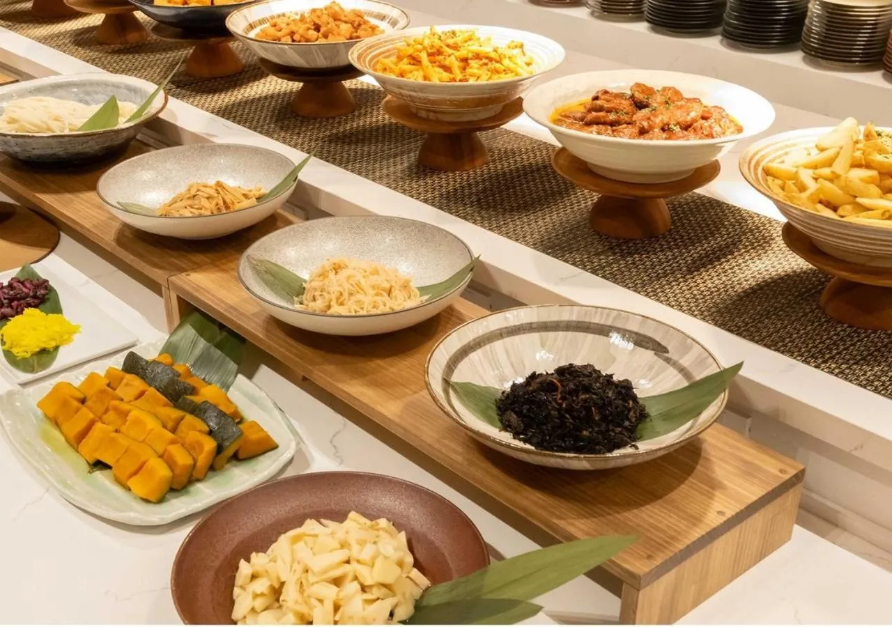 Buffet breakfast in Loisir Hotel Kyoto Toji