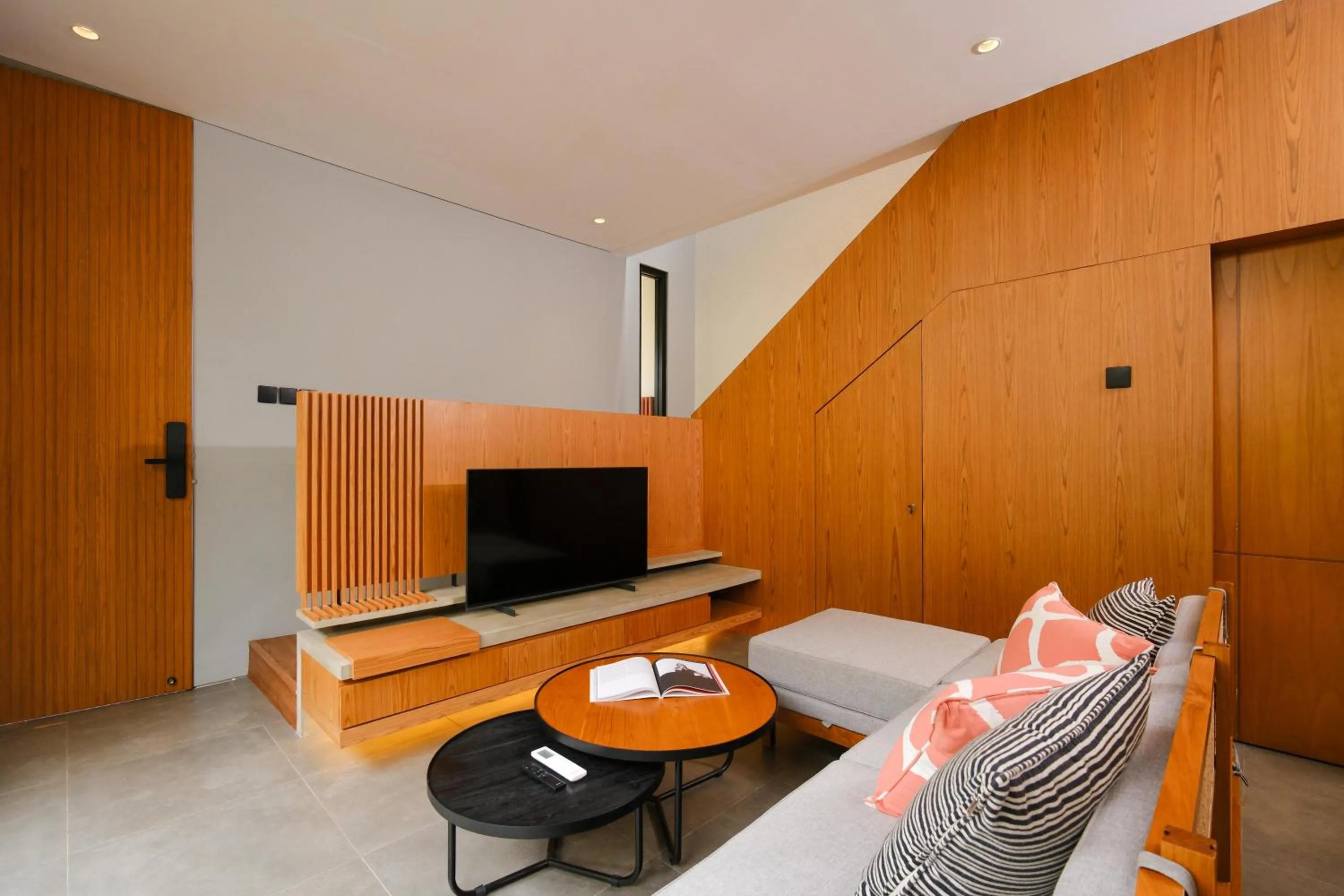 Living room in Damara Village Ubud by Alaya Private Estate