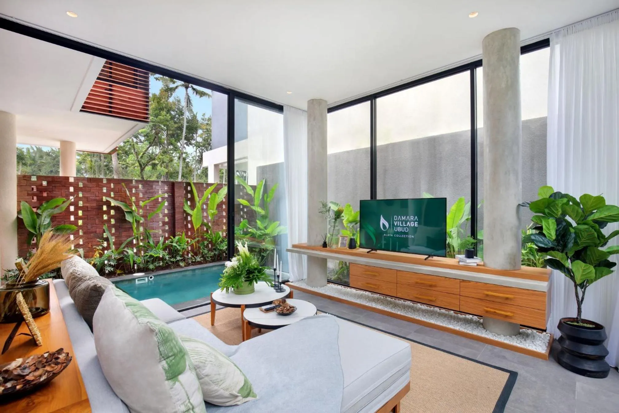 Living room in Damara Village Ubud by Alaya Private Estate