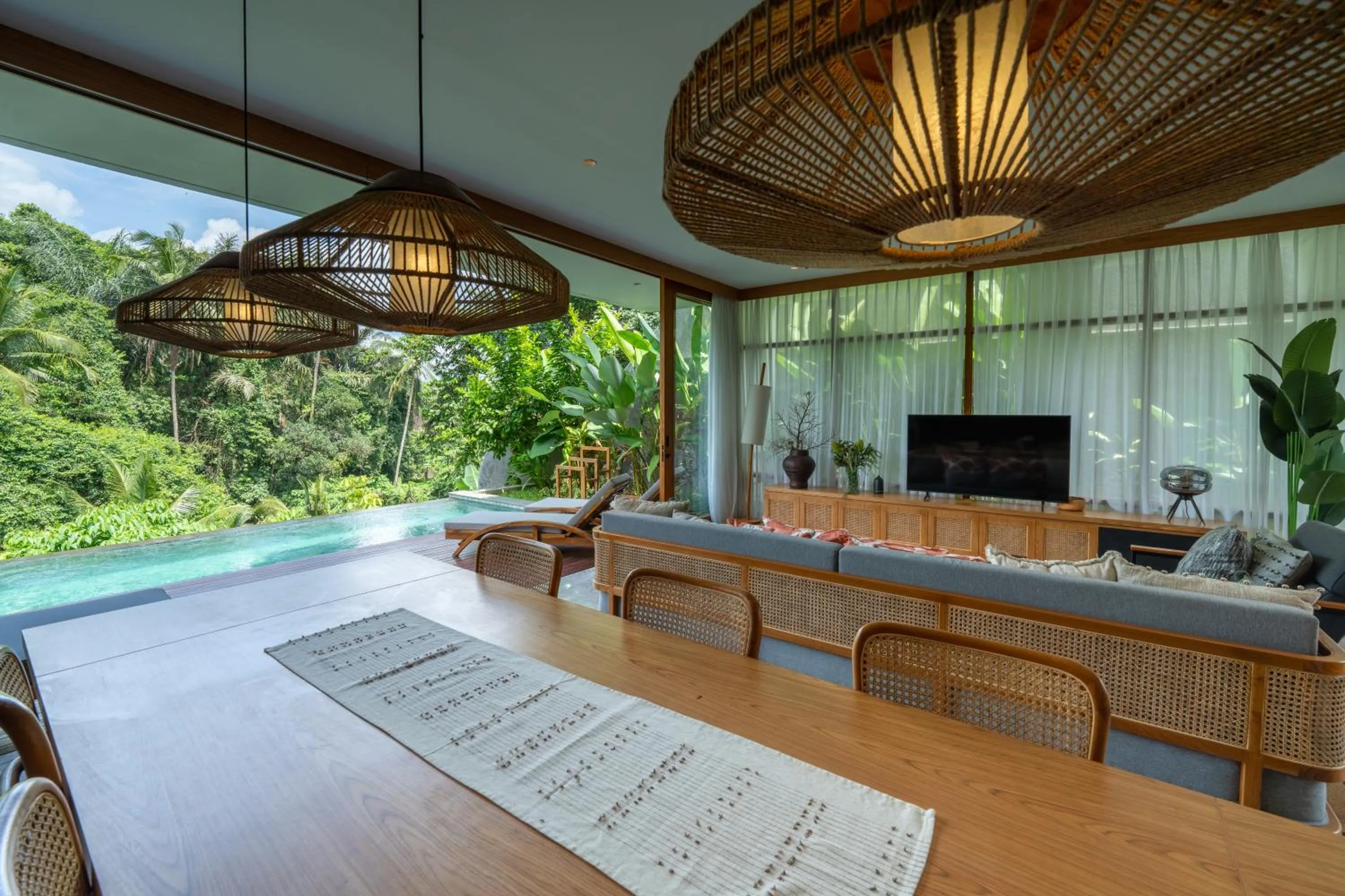 Living room in Damara Village Ubud by Alaya Private Estate