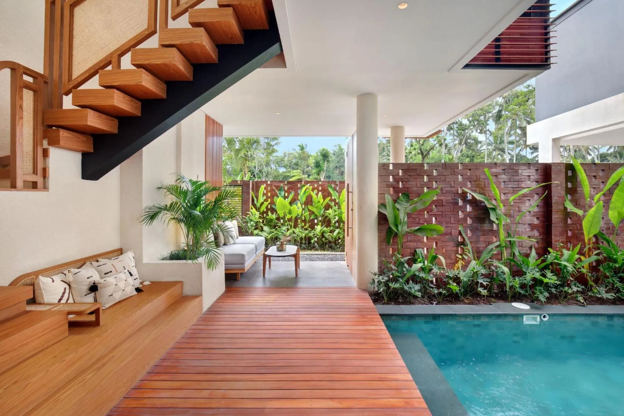 Swimming pool in Damara Village Ubud by Alaya Private Estate