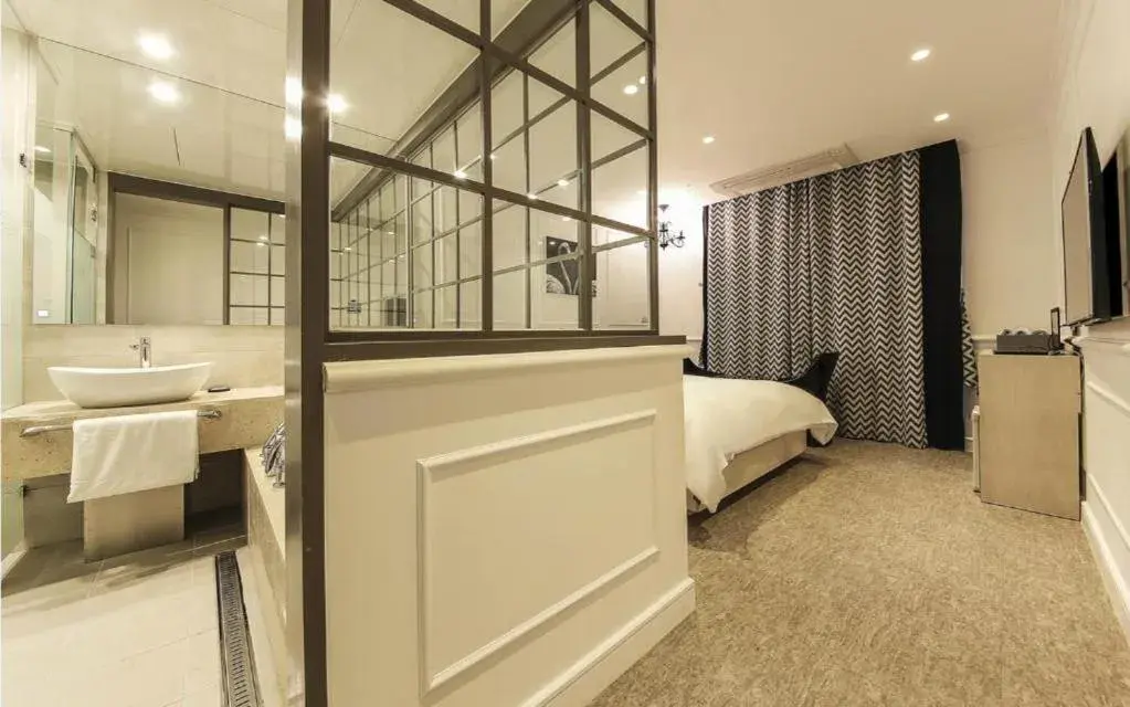 Bed in Hotel Lassa Bed in Hotel Lassa