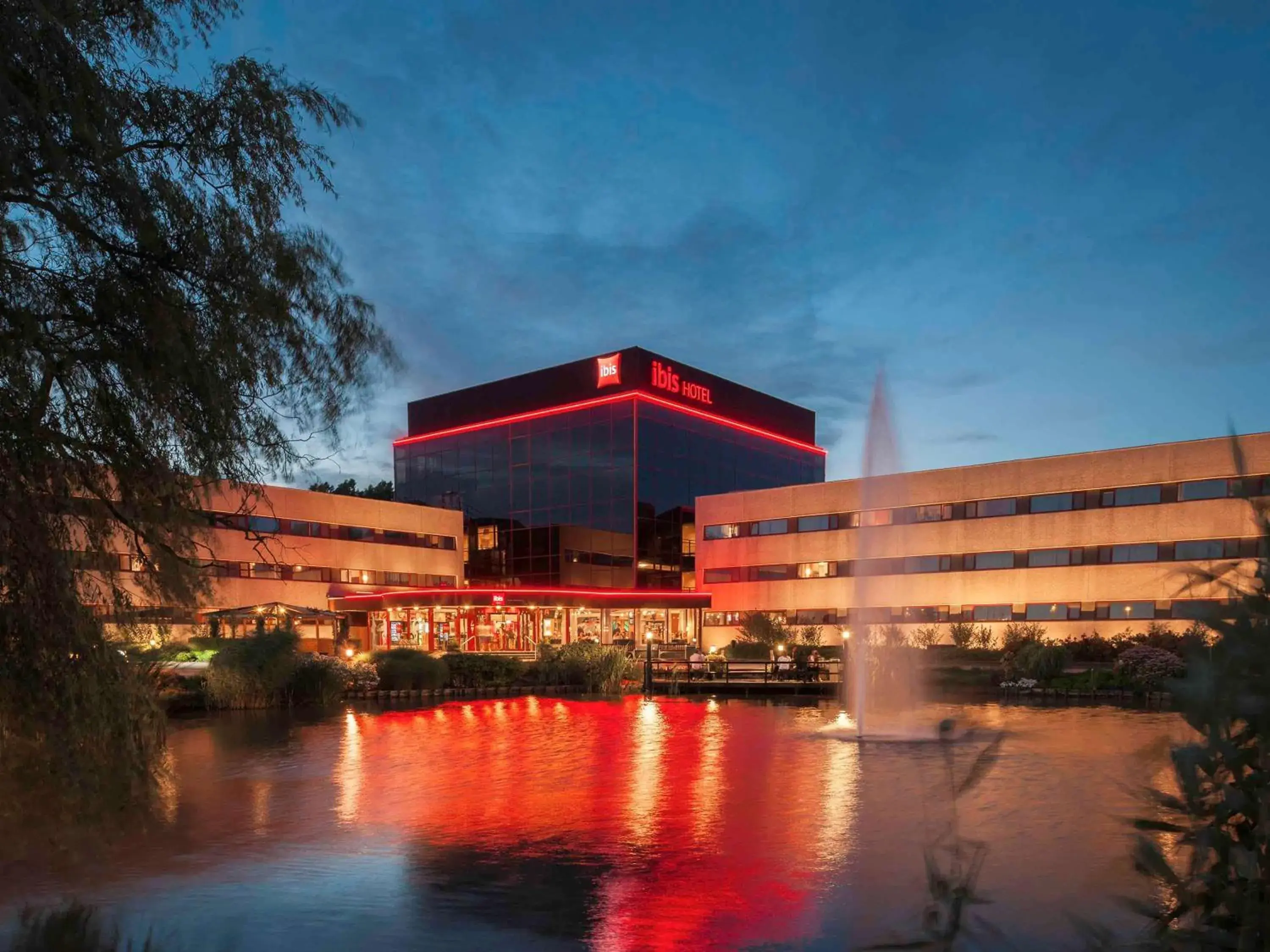 Restaurant/places to eat in Ibis Schiphol Amsterdam Airport Restaurant/places to eat in Ibis Schiphol Amsterdam Airport