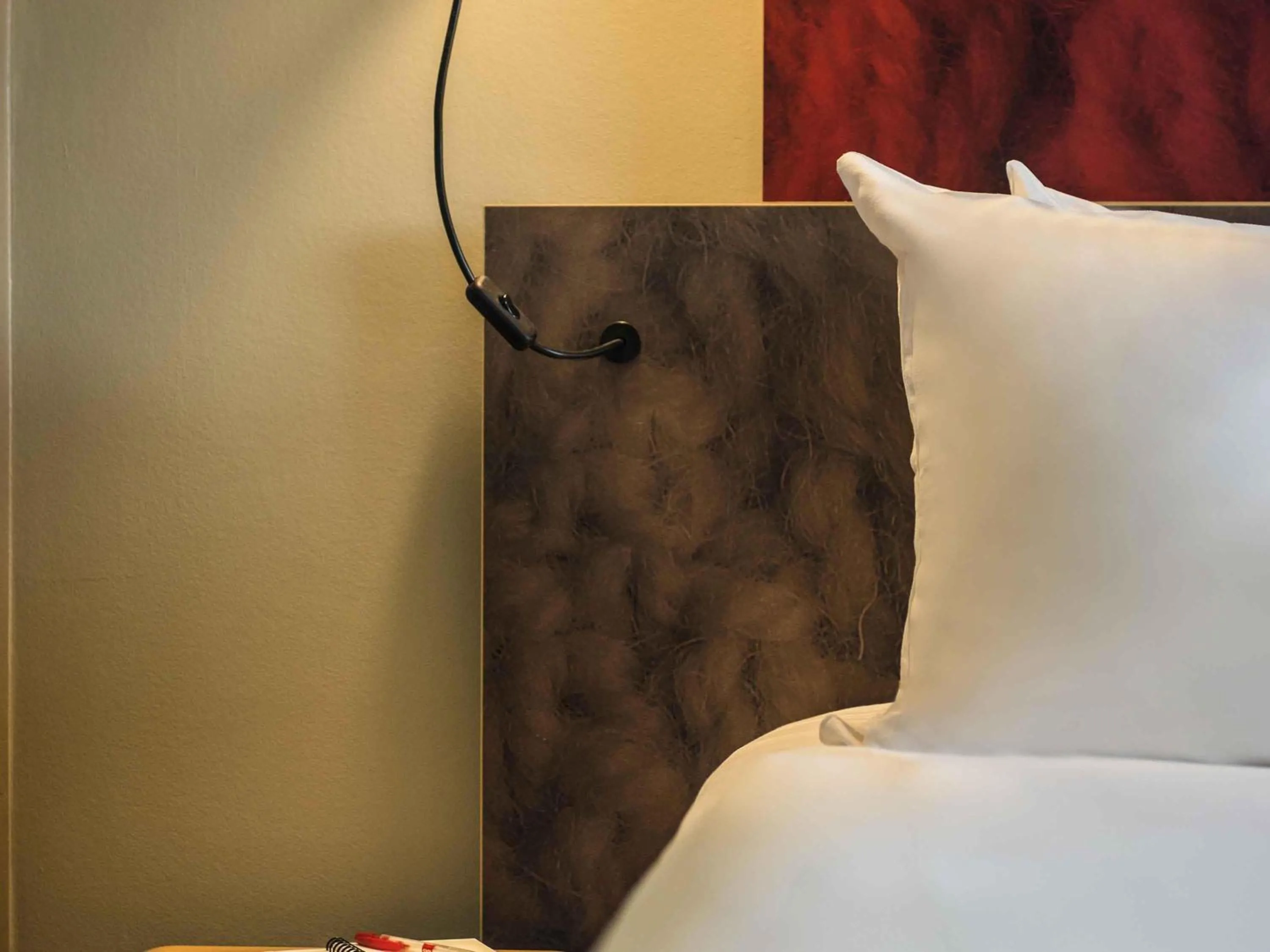 Bedroom, Bed in Ibis Schiphol Amsterdam Airport