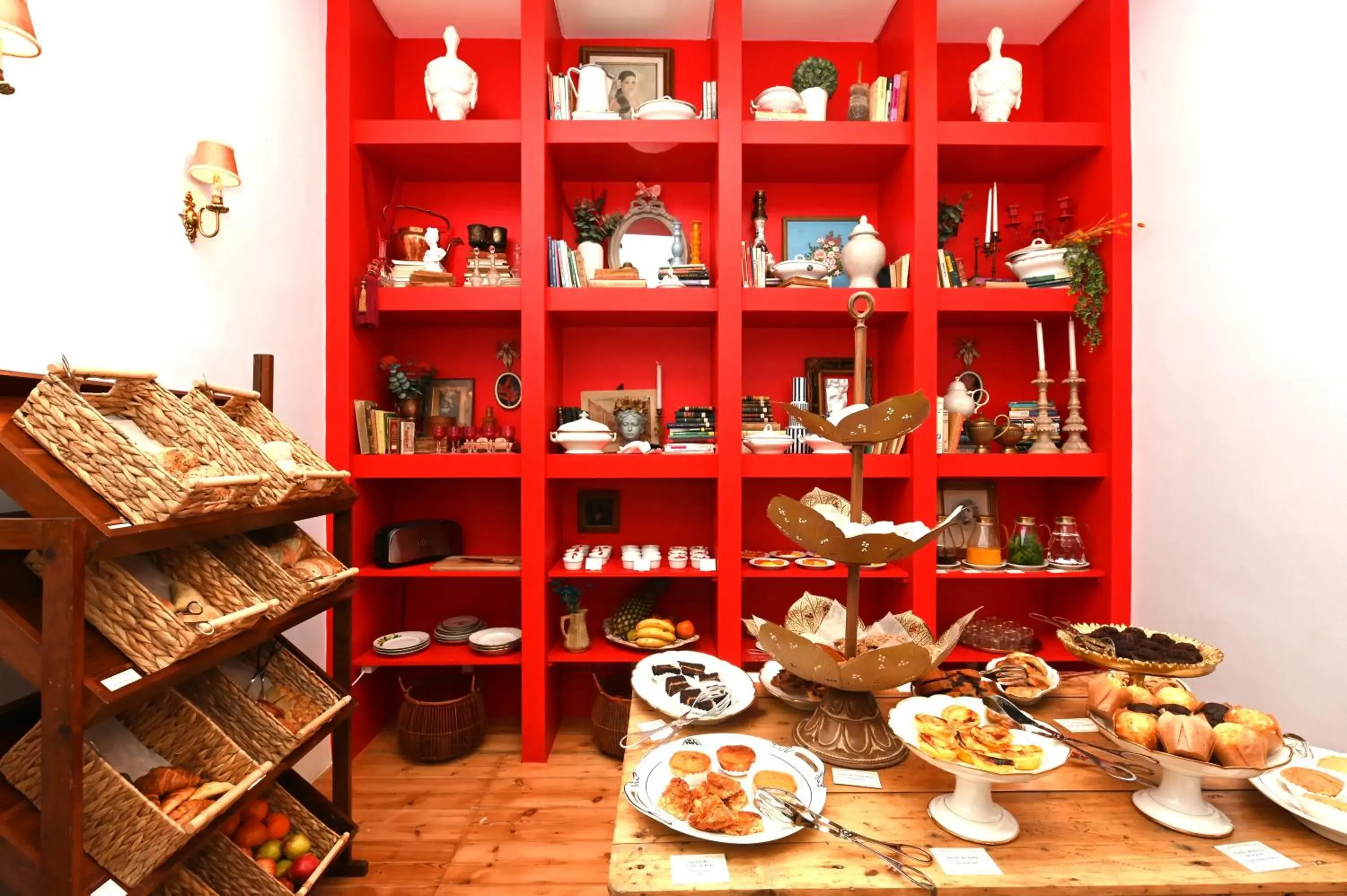 Continental breakfast in Casinha das Flores Continental breakfast in Casinha das Flores