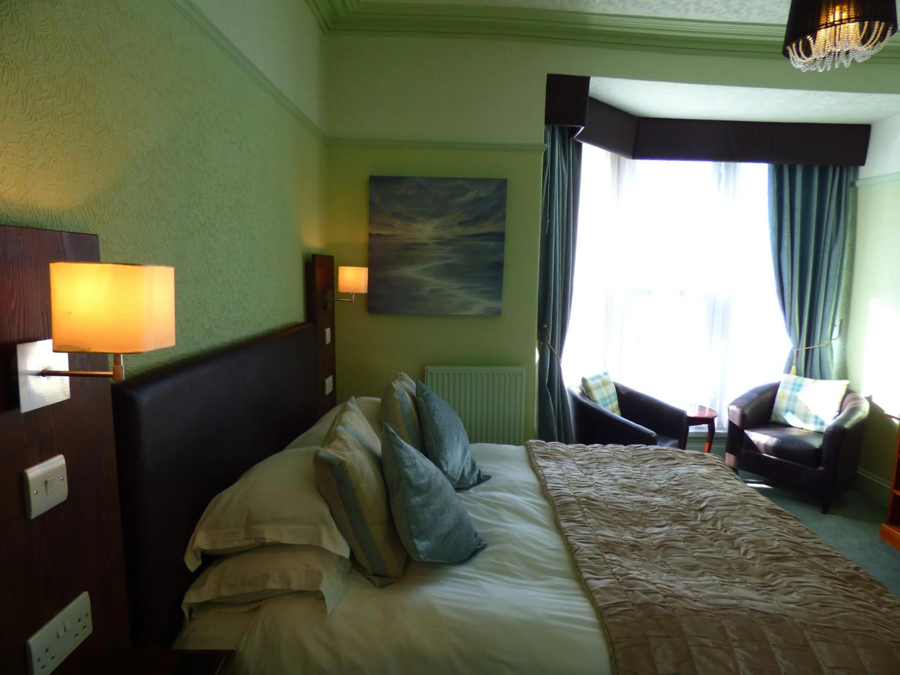 Bedroom, Bed in Southcliff Guest House