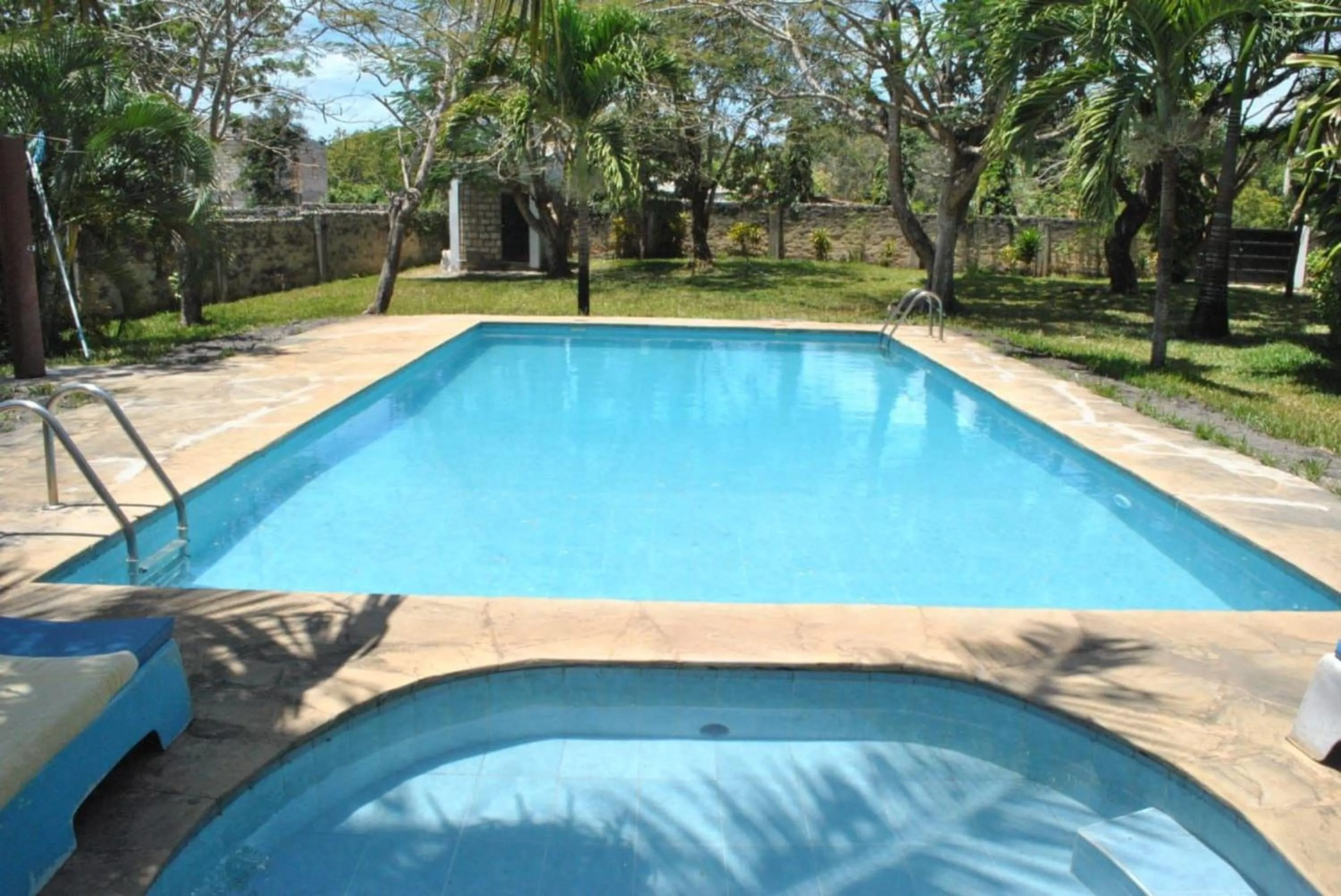 Pool view in Sonnie House Diani