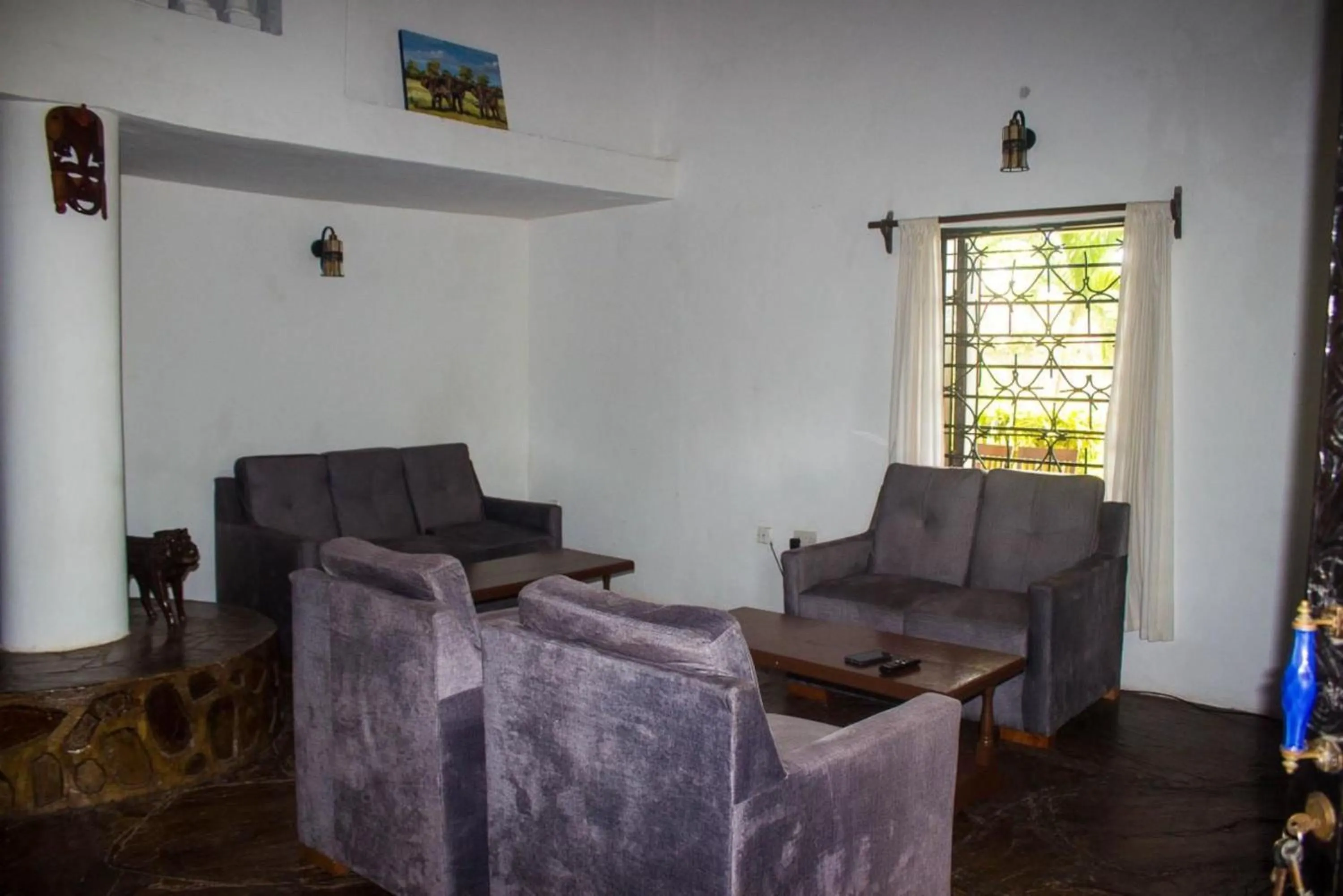 Living room in Sonnie House Diani