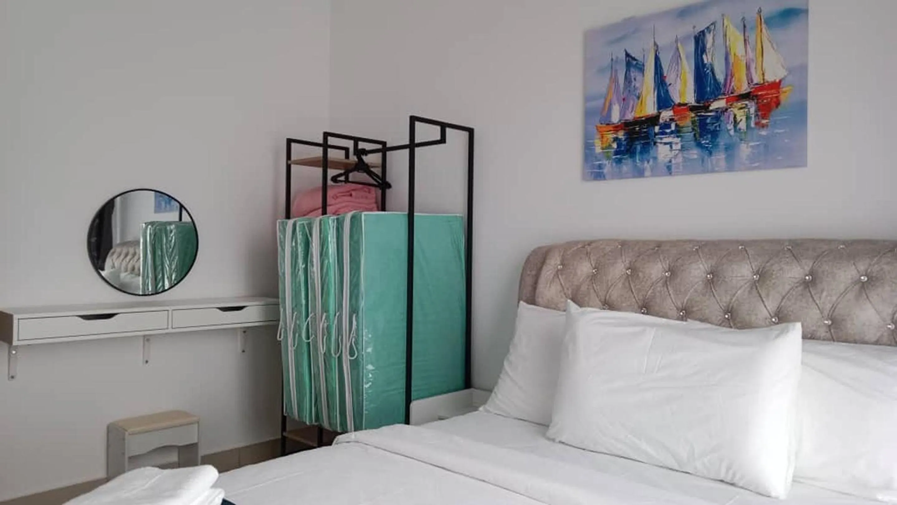 Bedroom, Bed in Twin Tower Johor Bahru by Glex