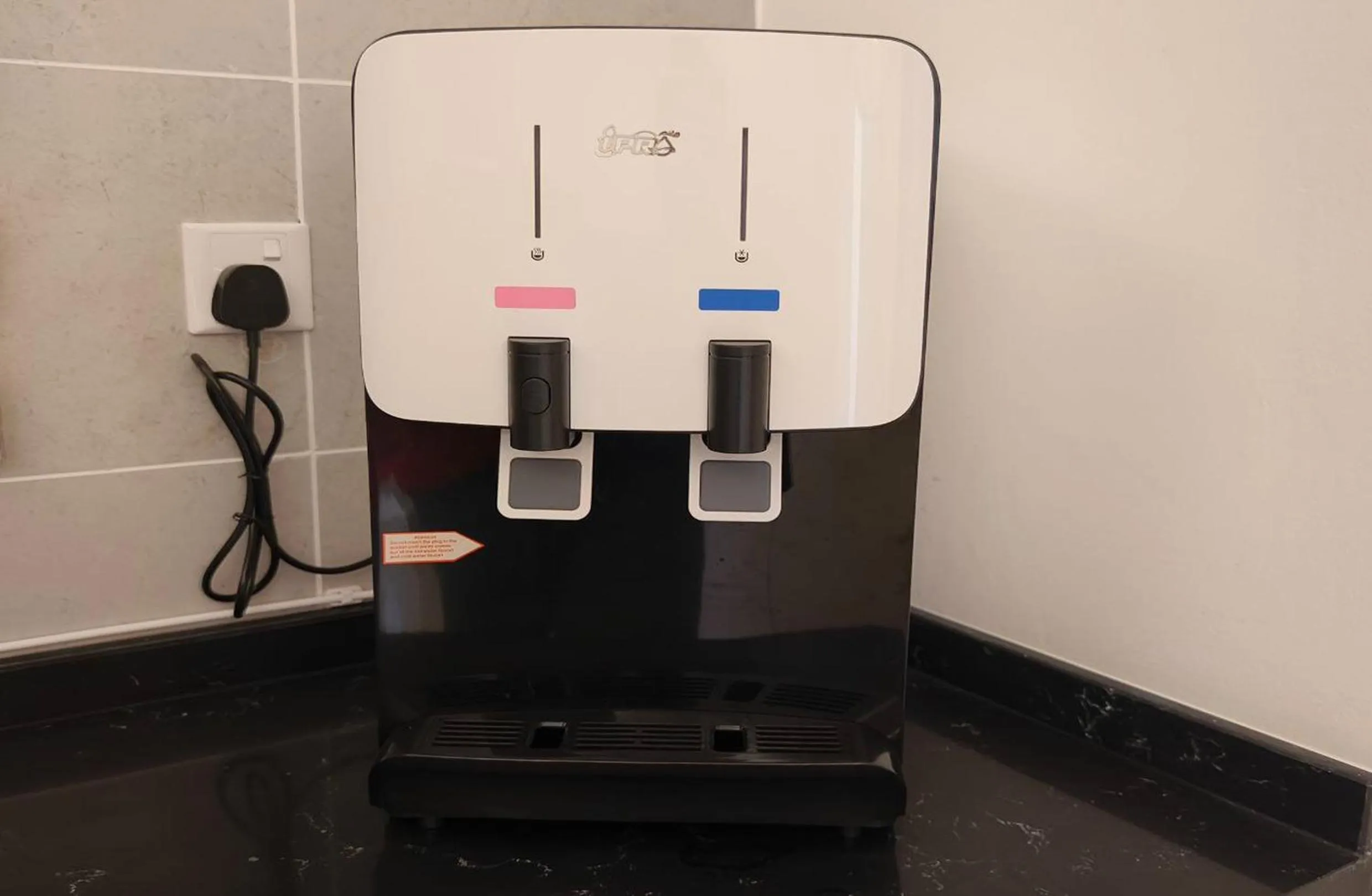 kitchen in Twin Tower Johor Bahru by Glex