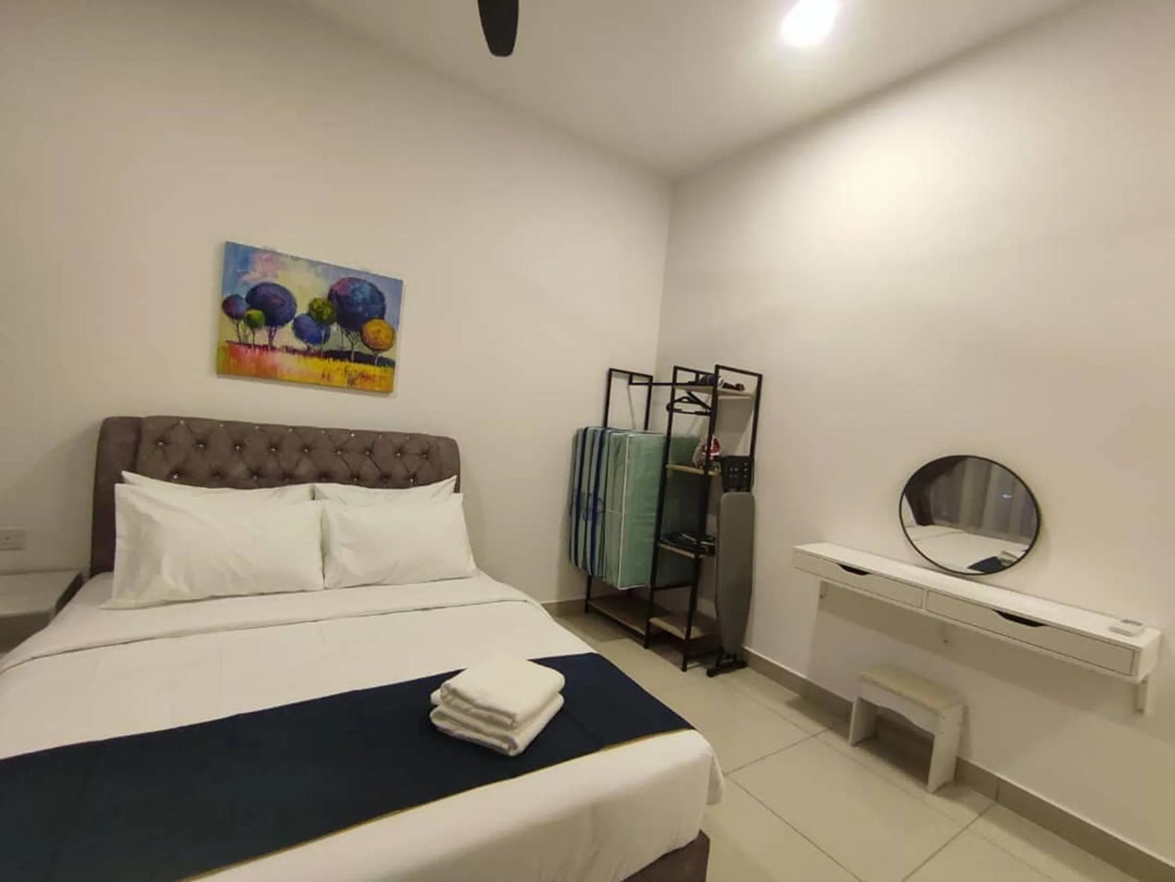 Photo of the whole room, Bed in Twin Tower Johor Bahru by Glex