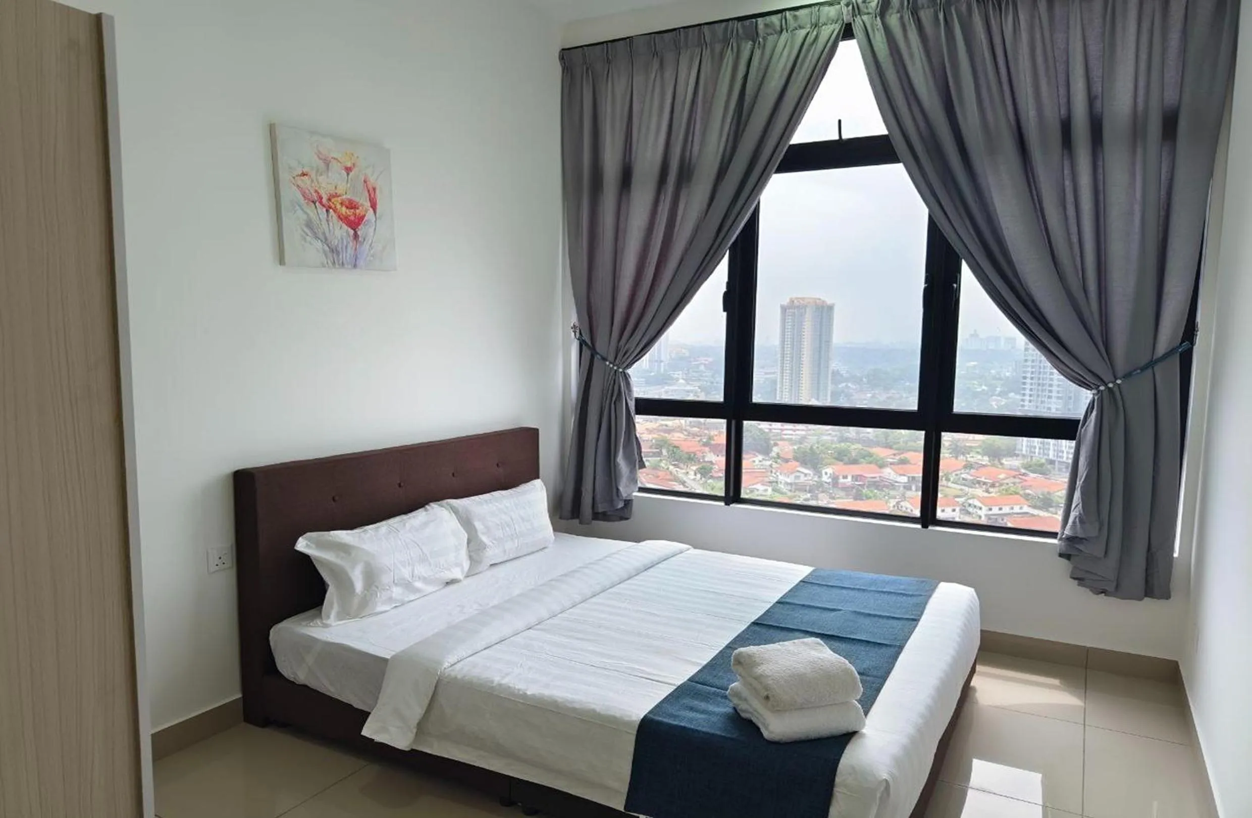 Bedroom, Bed in Twin Tower Johor Bahru by Glex