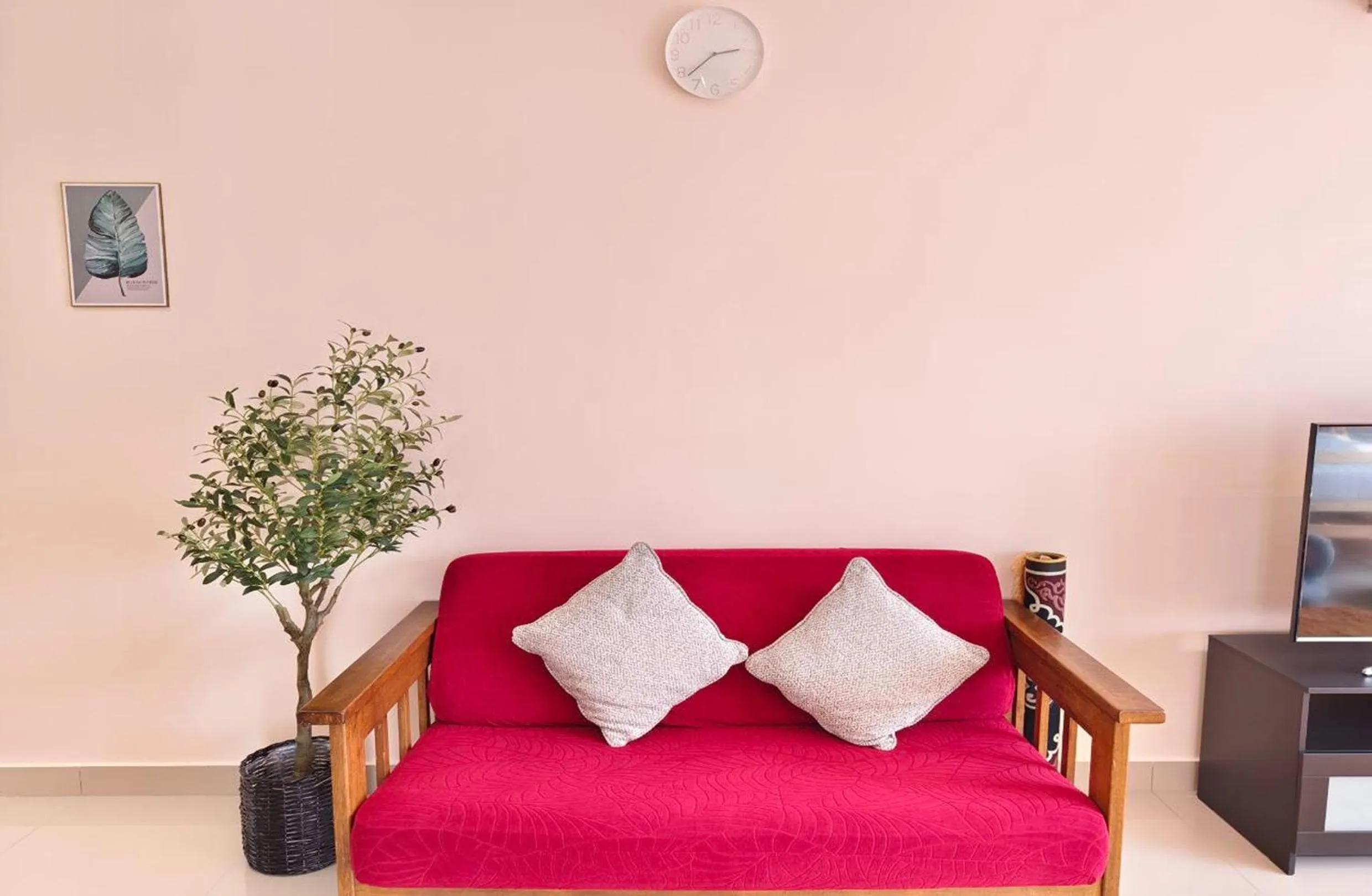 Bed in Twin Tower Johor Bahru by Glex