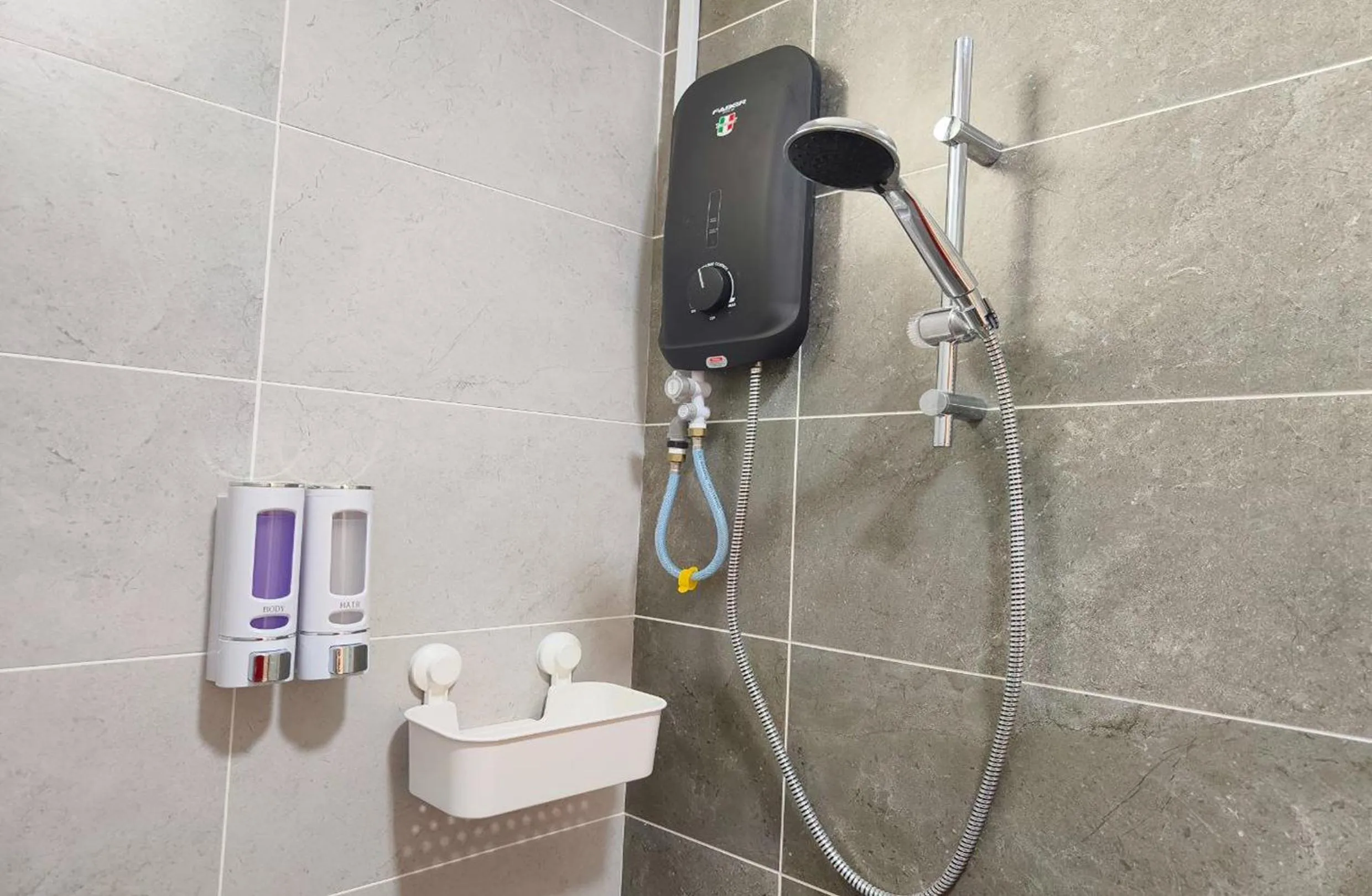 Shower in Twin Tower Johor Bahru by Glex